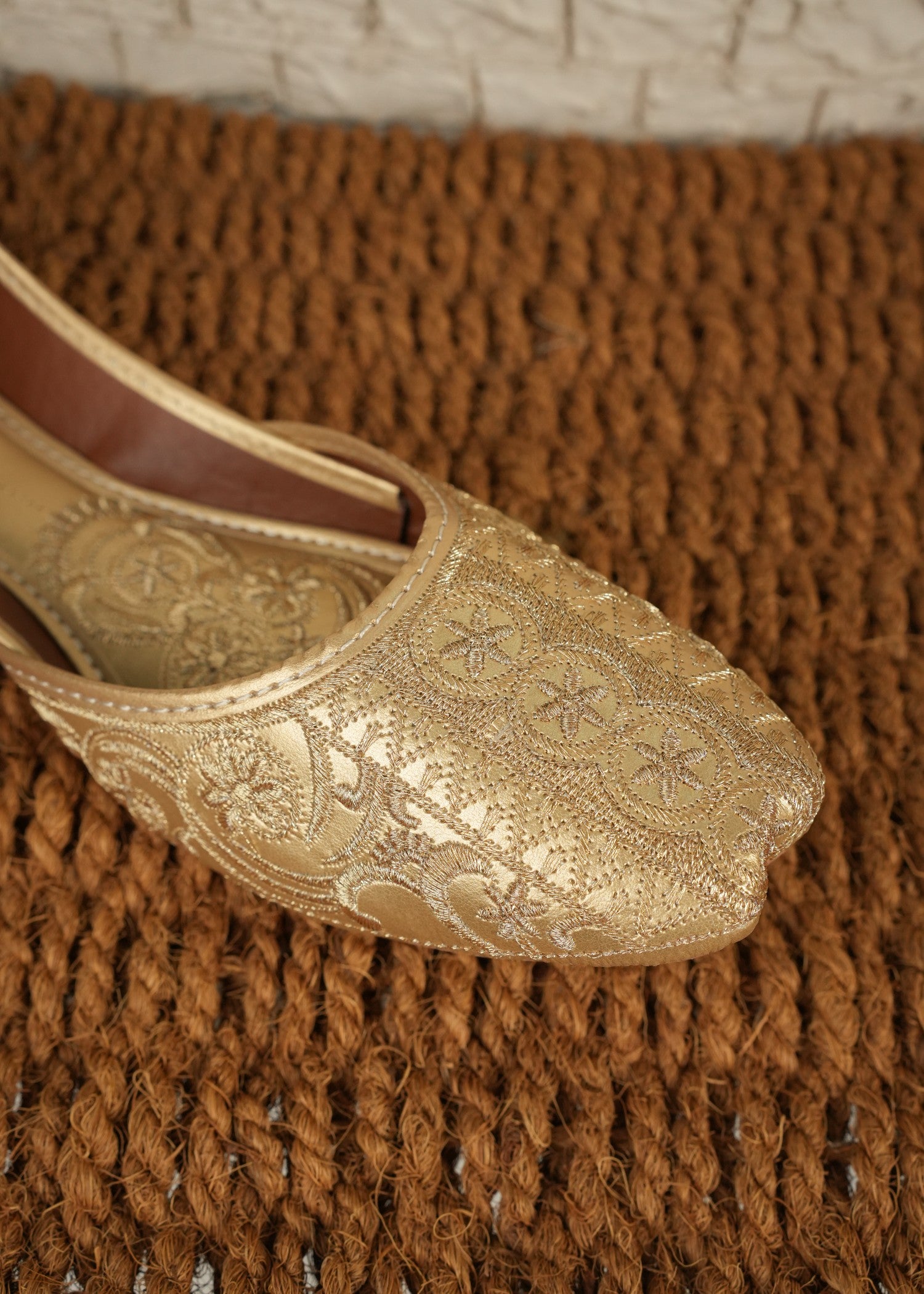 Khussa in Gold by - High Quality Women Khussa BVQ8065