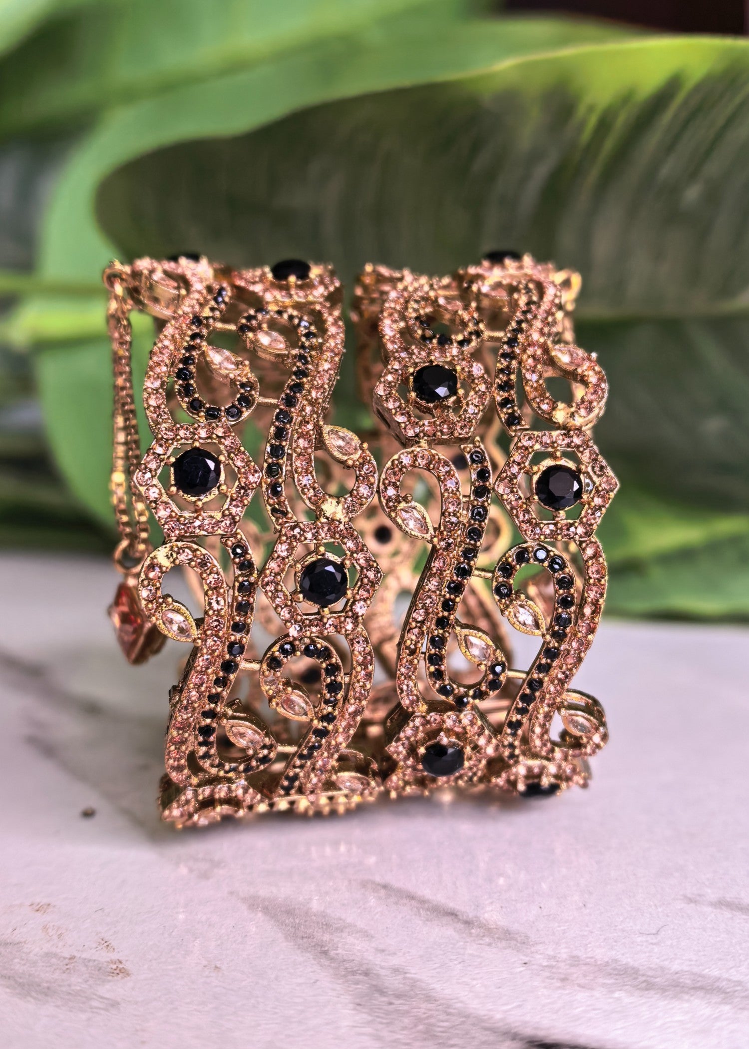 Bangles in Black Color by - Trendy Women Bangles SXE7657
