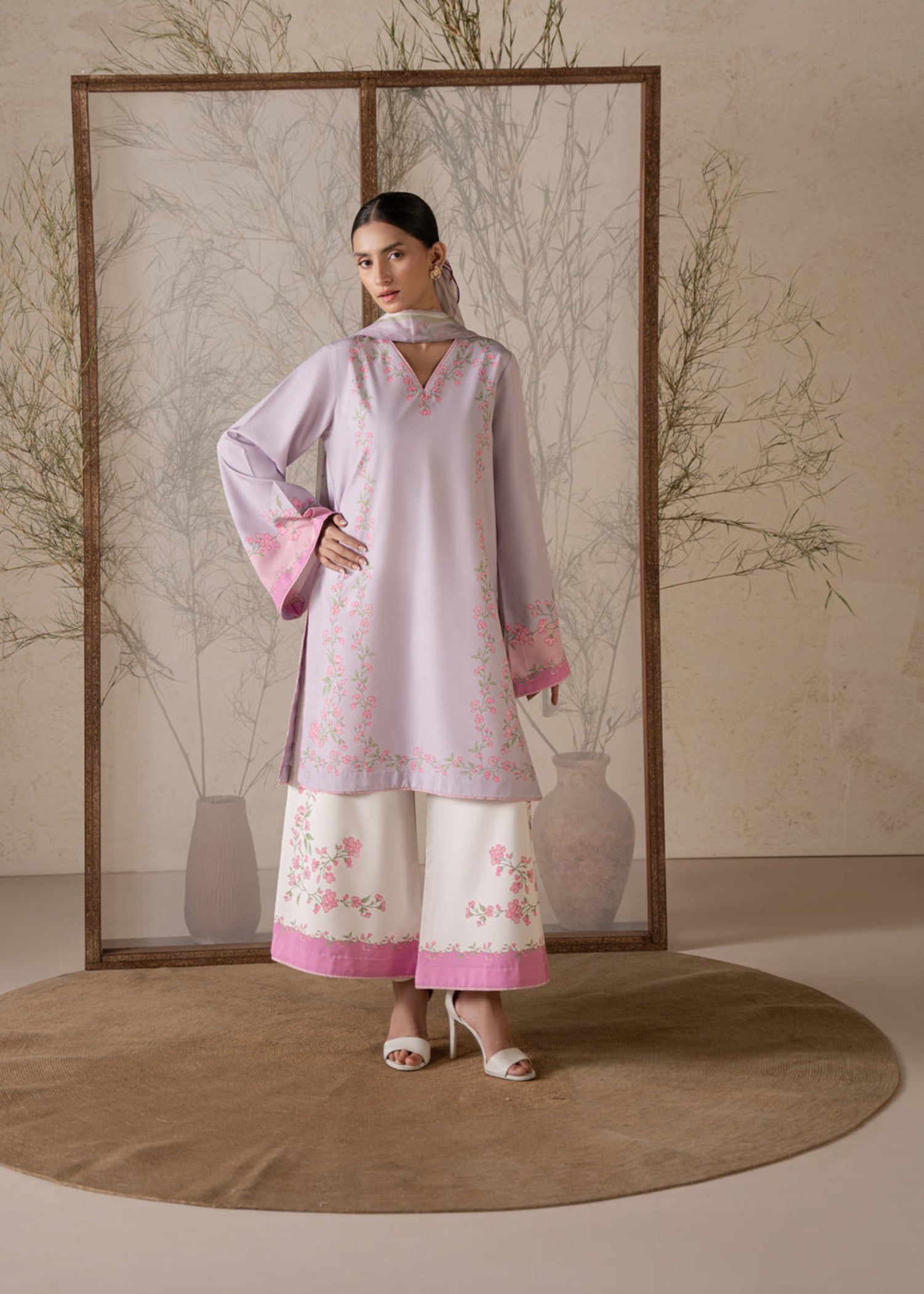 crepe Kurta Set in Lilac