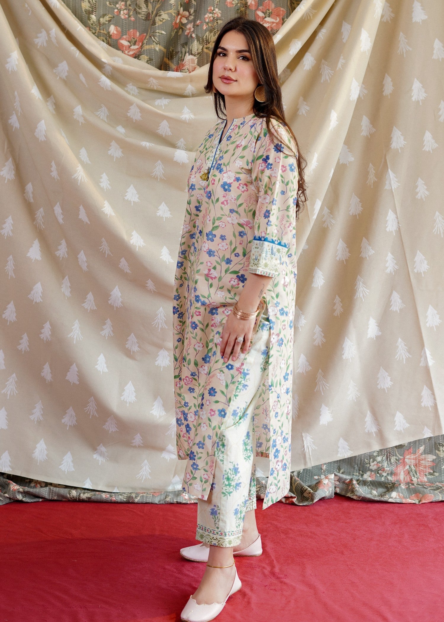 lawn Kurta Set in Vanilla