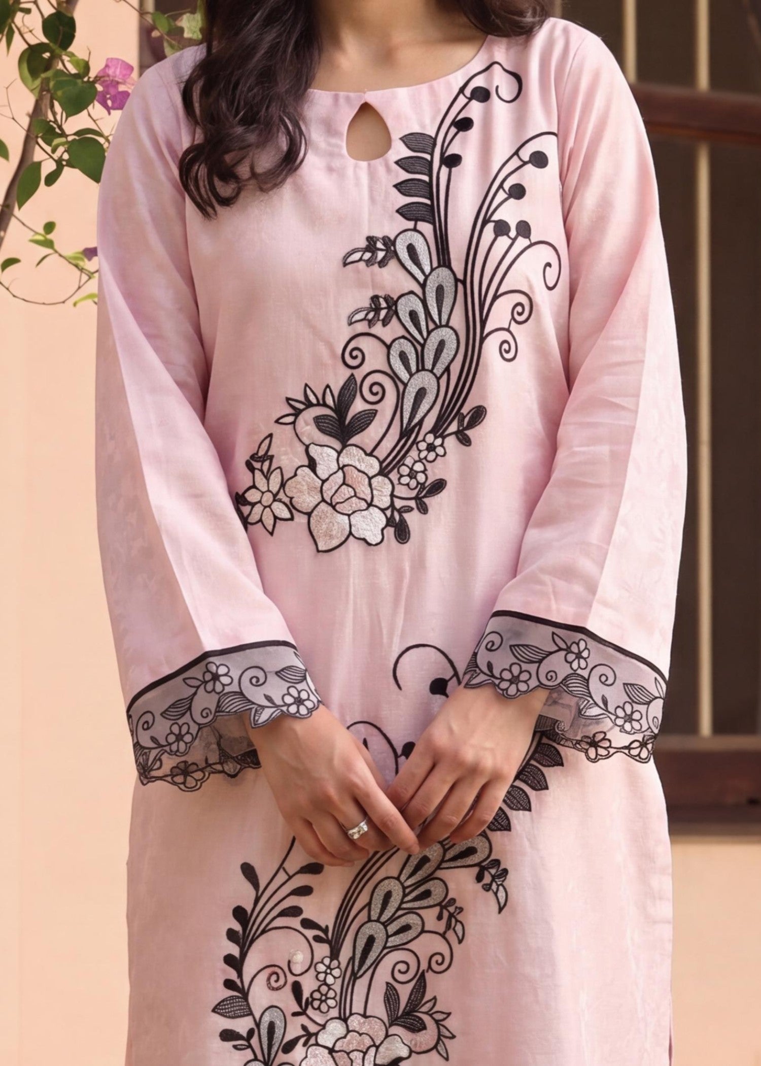 textured lawn Kurta Set in Baby pink