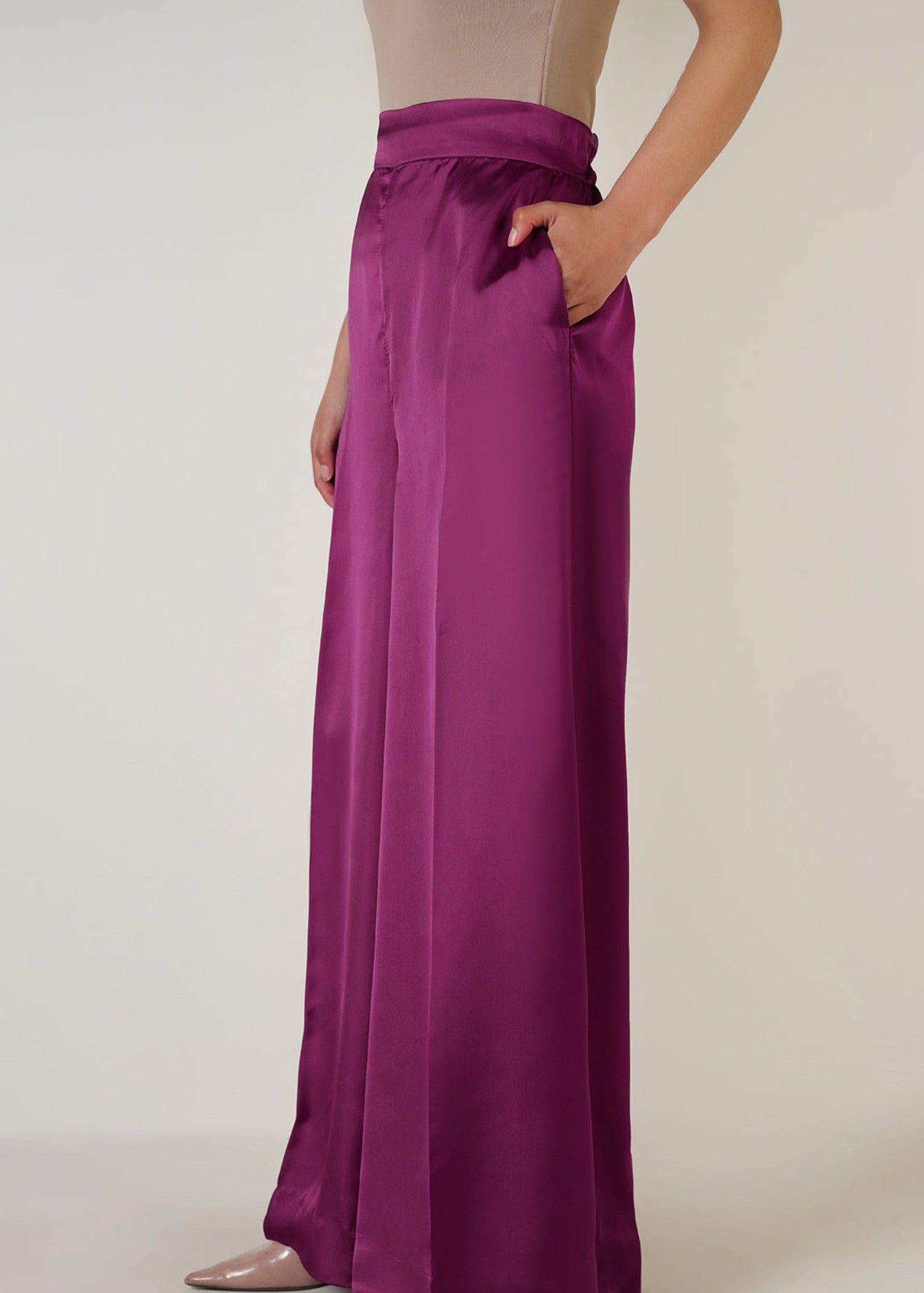 charmuse/shamooz Skirt in Magenta