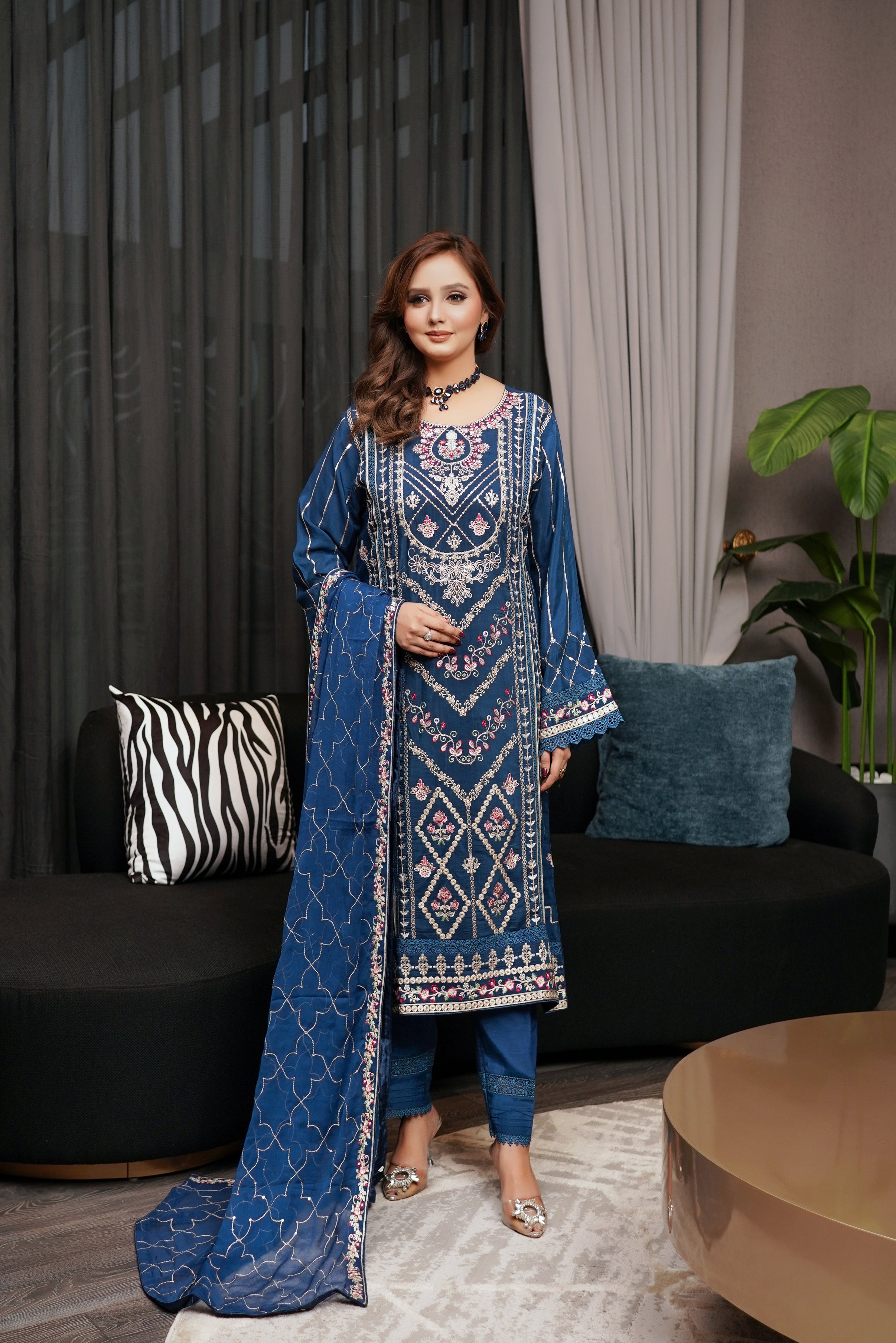 Shamooz Silk Edit Festive Pret Formals – D-5
