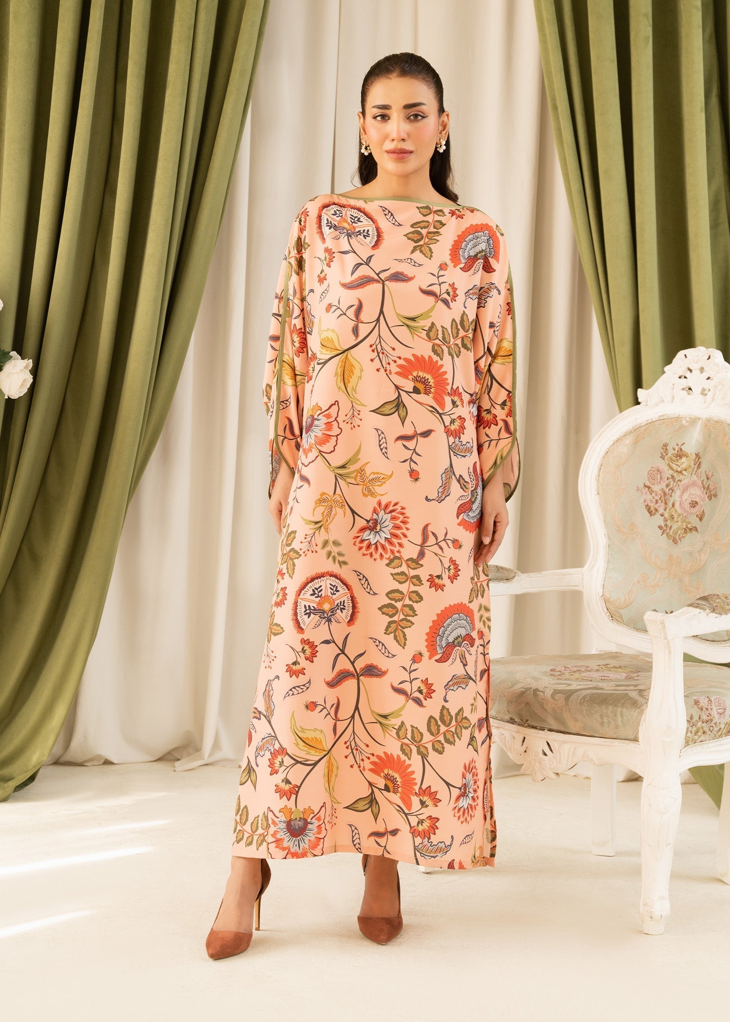 lawn Kaftan in Peach pink