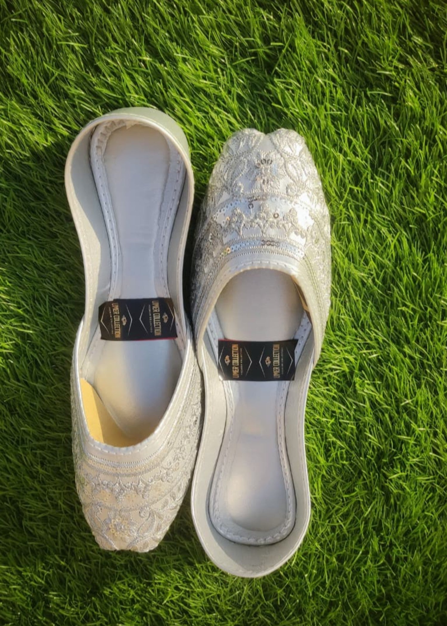 Khussa in White by - High Quality Women Khussa UXQ0637