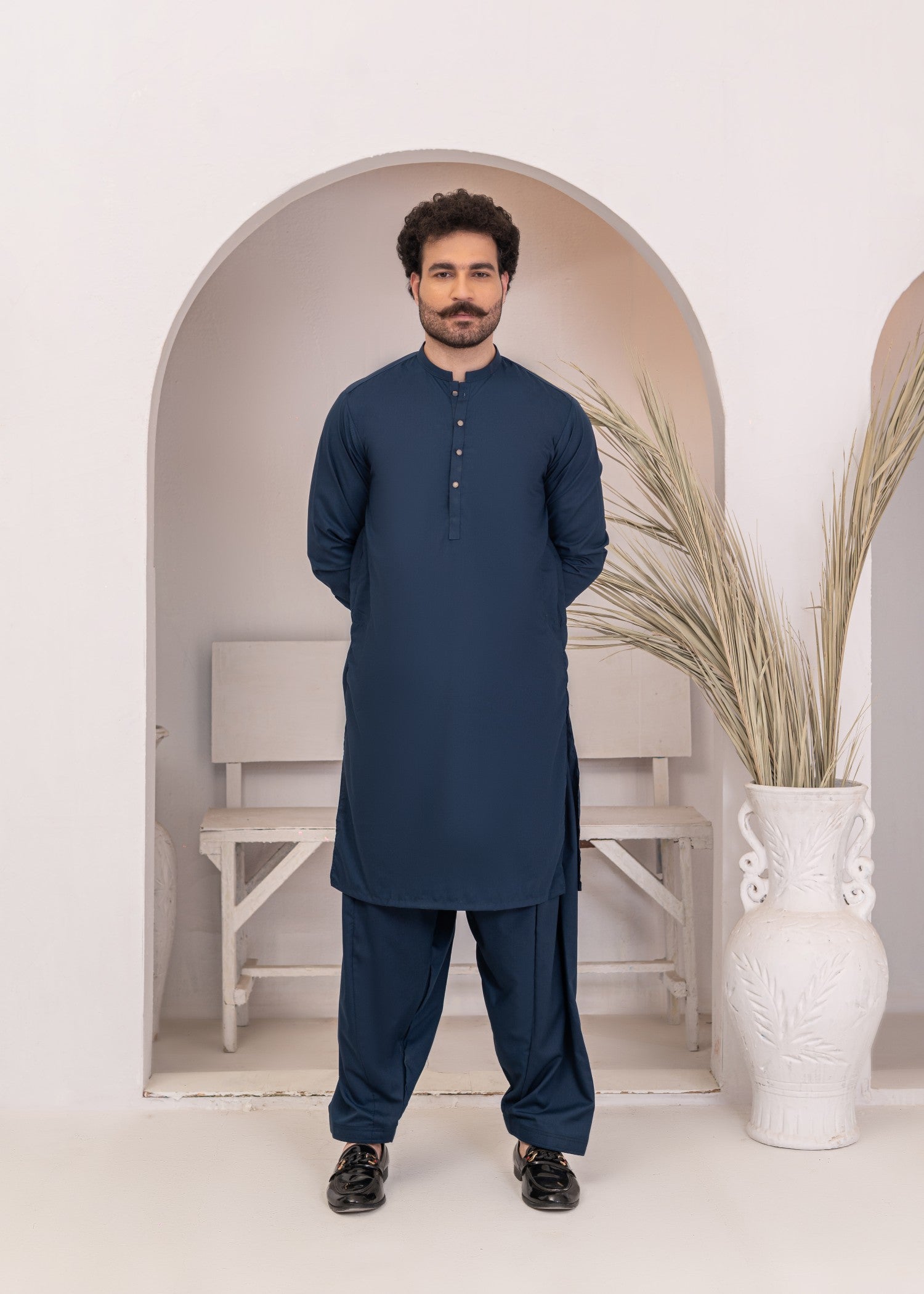 wash & wear Shalwar Kameez in Dark blue