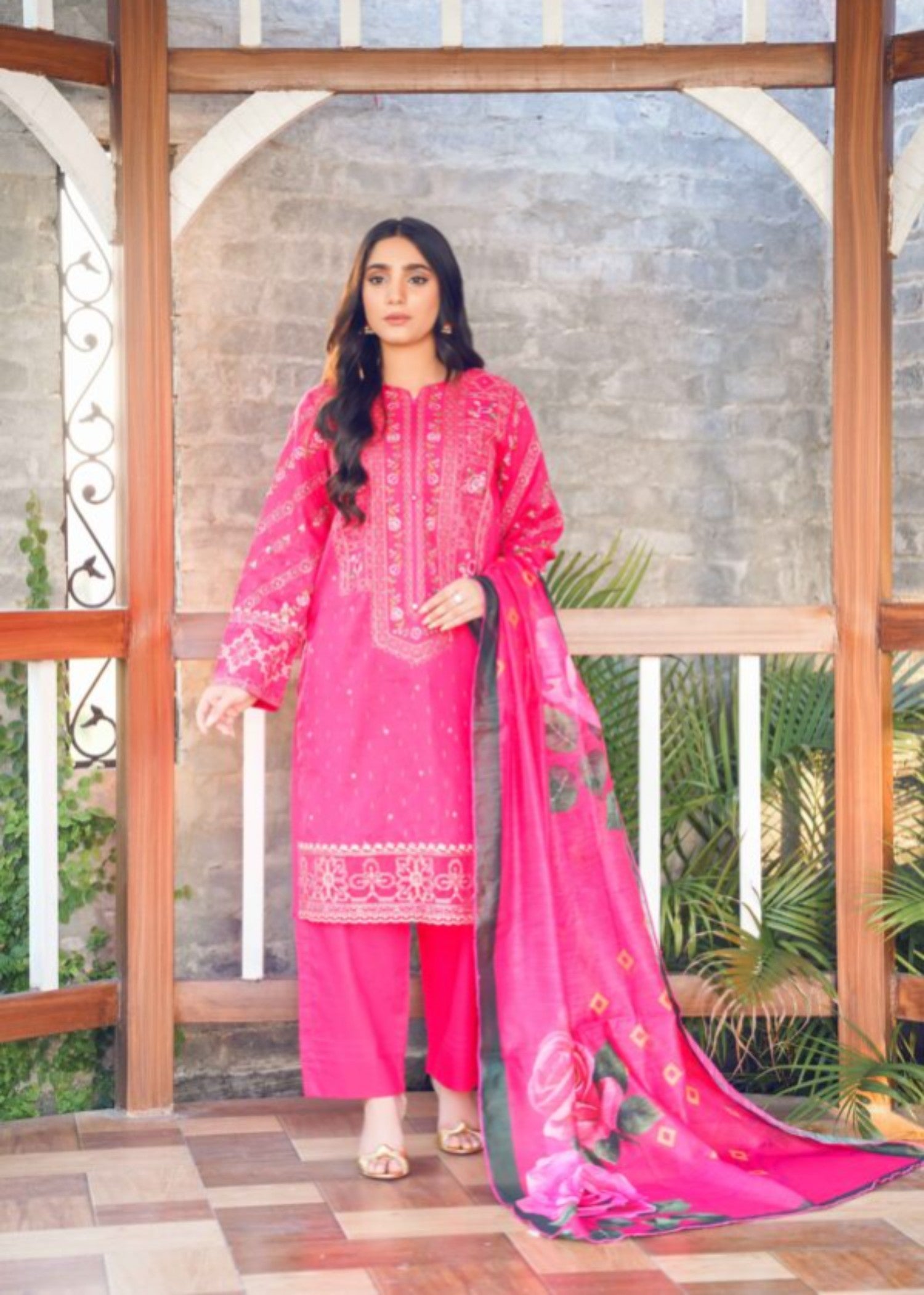 blended grip silk Kurta Set in Fuchsia
