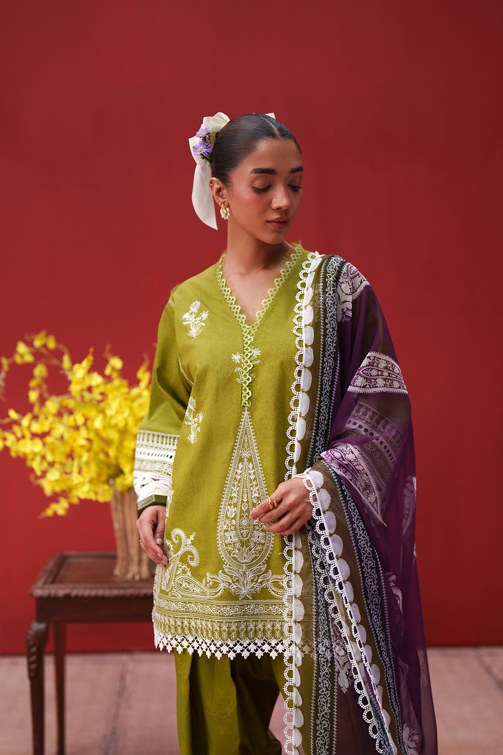 Laanem Luxury Lawn – NERAYA-A-SRL26-07