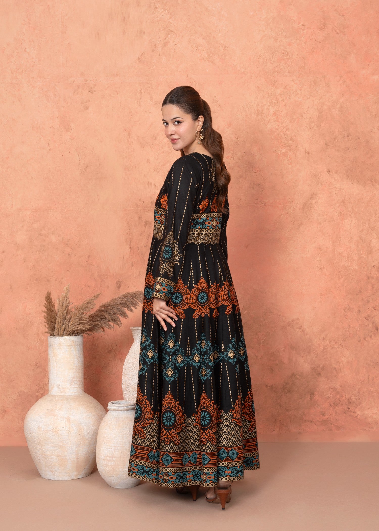 linen Anarkali in Black