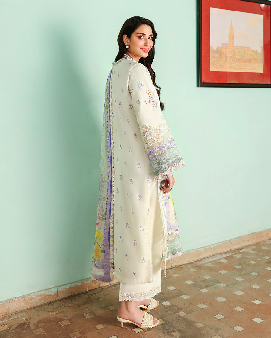 Reveire Lawn – Celestia