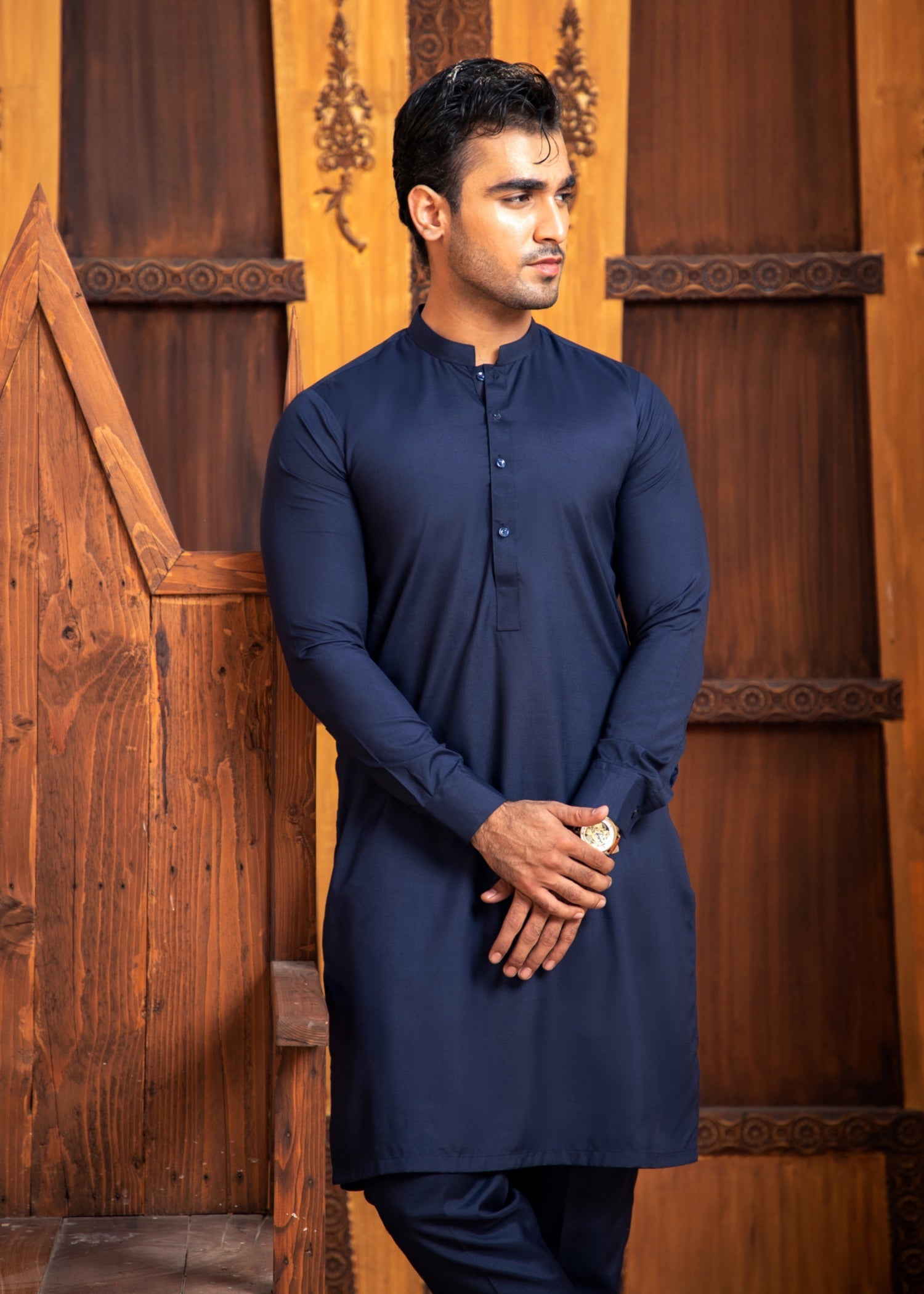 boski Kurta Set in Navy blue by Shahjahan