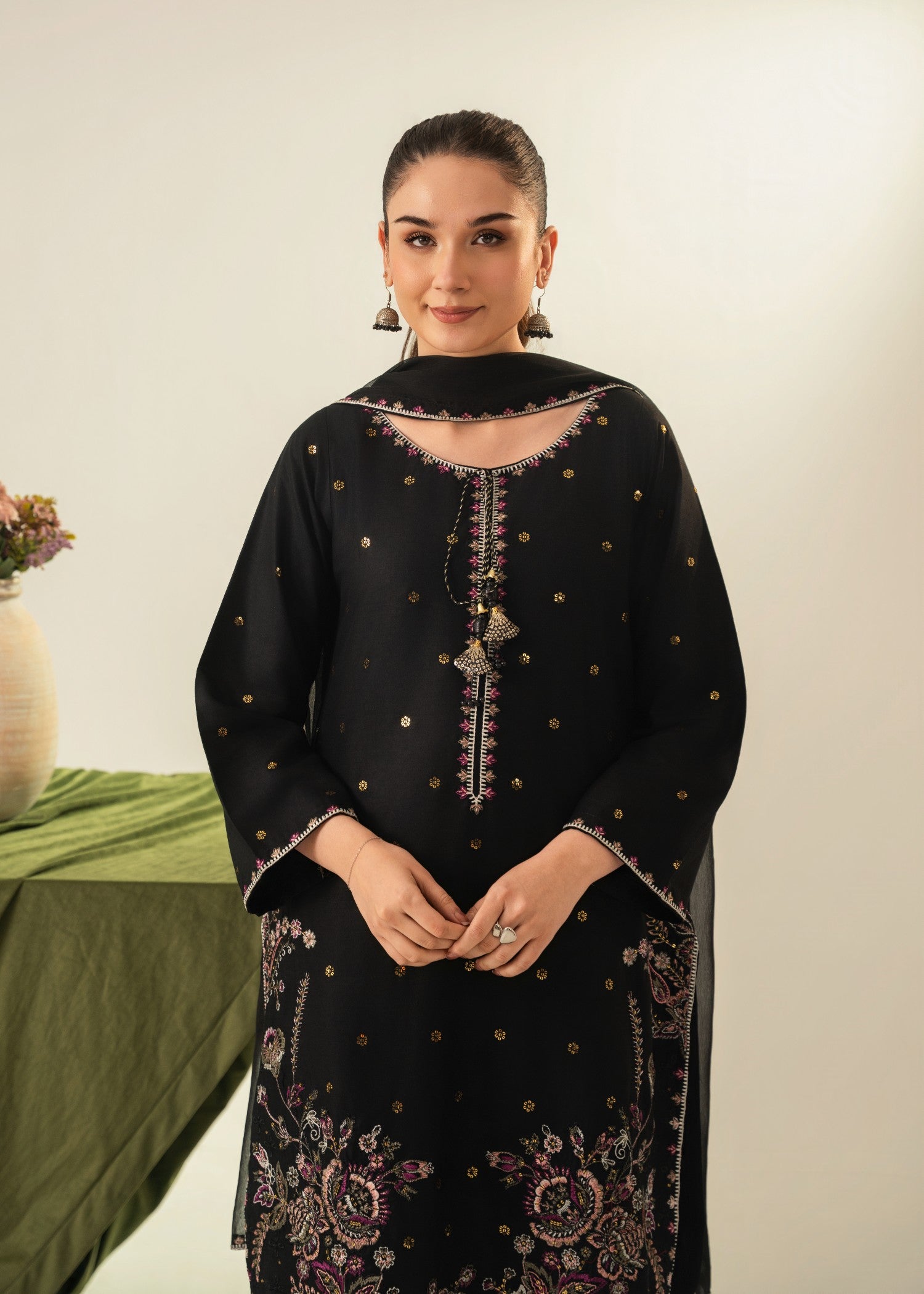 lawn Kurta Set in Black