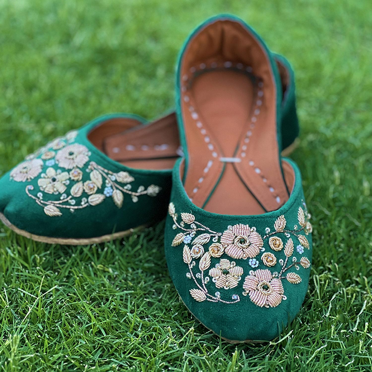 Khussa by - High Quality Women Khussa IJV1255