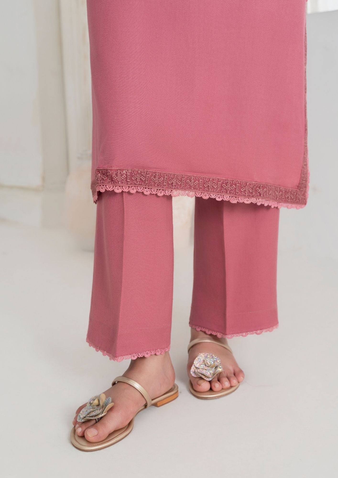 dhanak Kurta Set in Tea rose pink