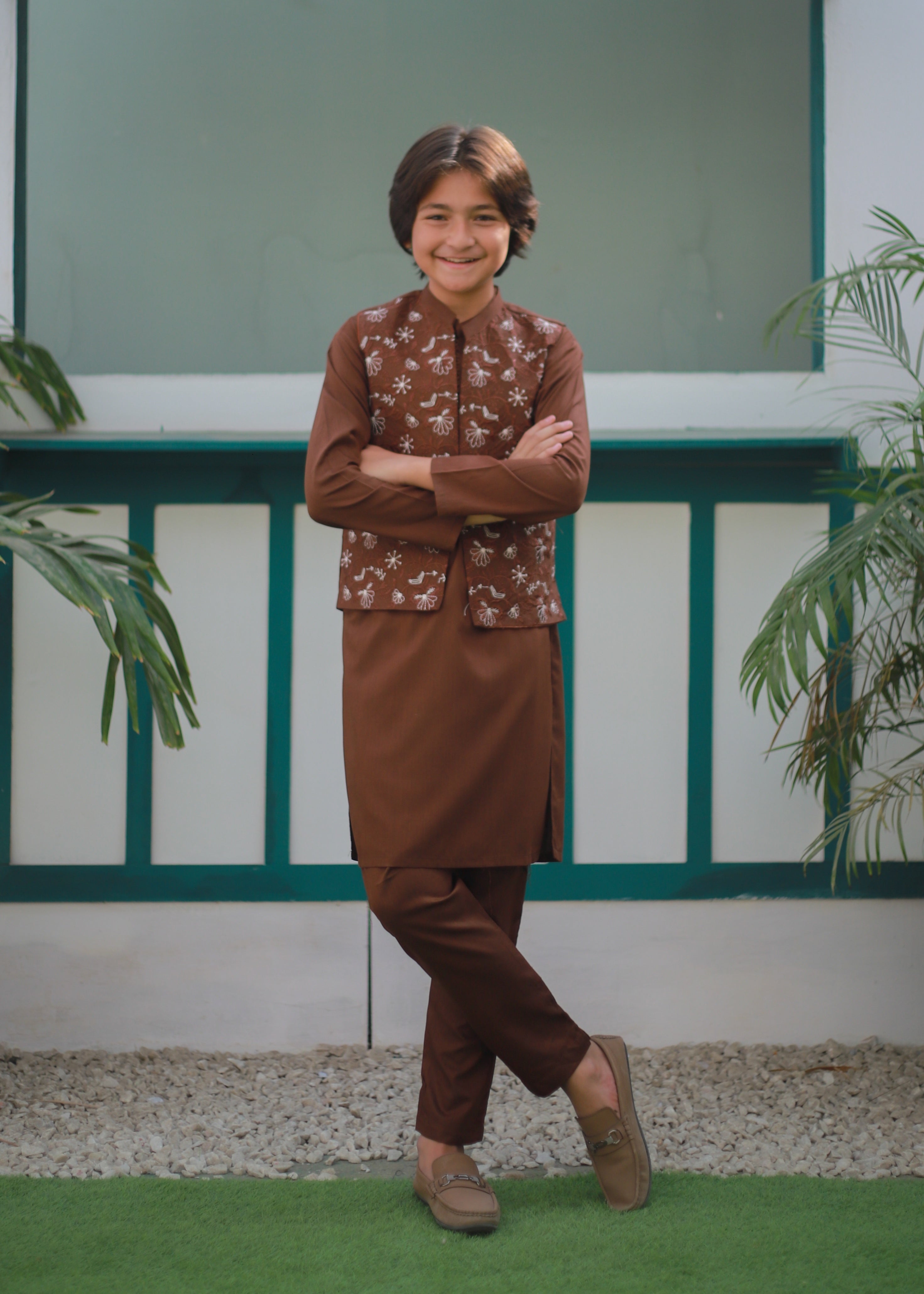 blended satin Waistcoat in Hazelwood brown