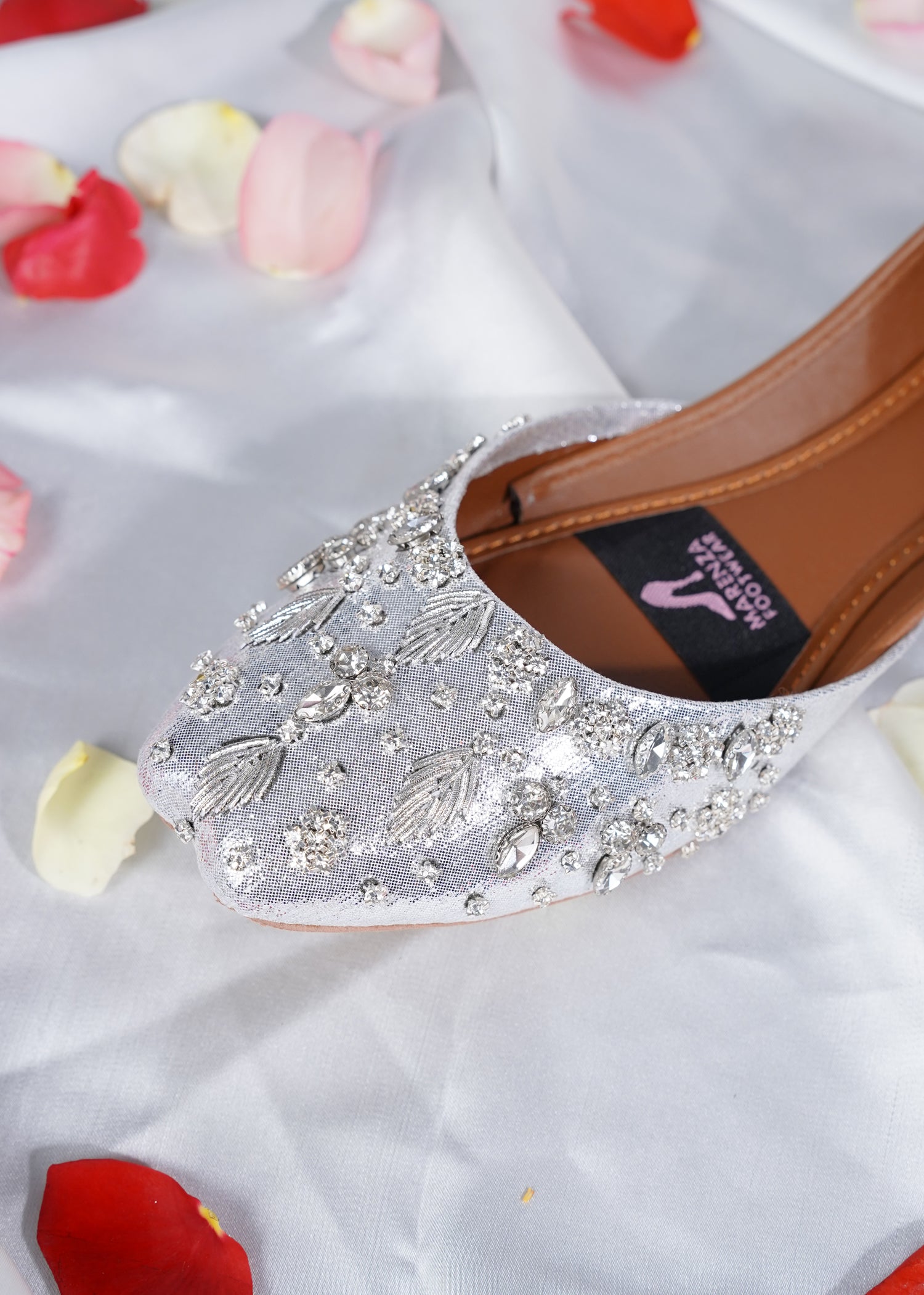 Khussa in Silver by - High Quality Women Khussa ILO9087