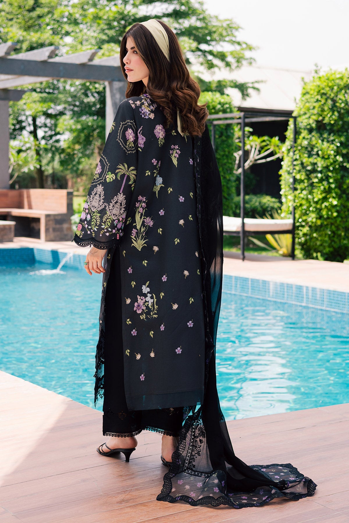 Lily May Lawn – NE-263