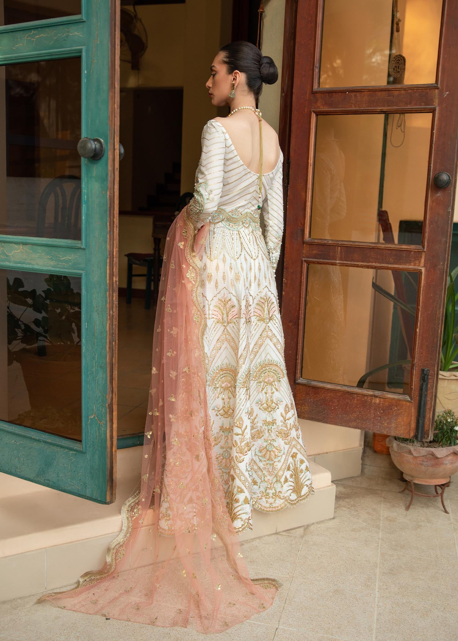 net Unstitched in Off-white
