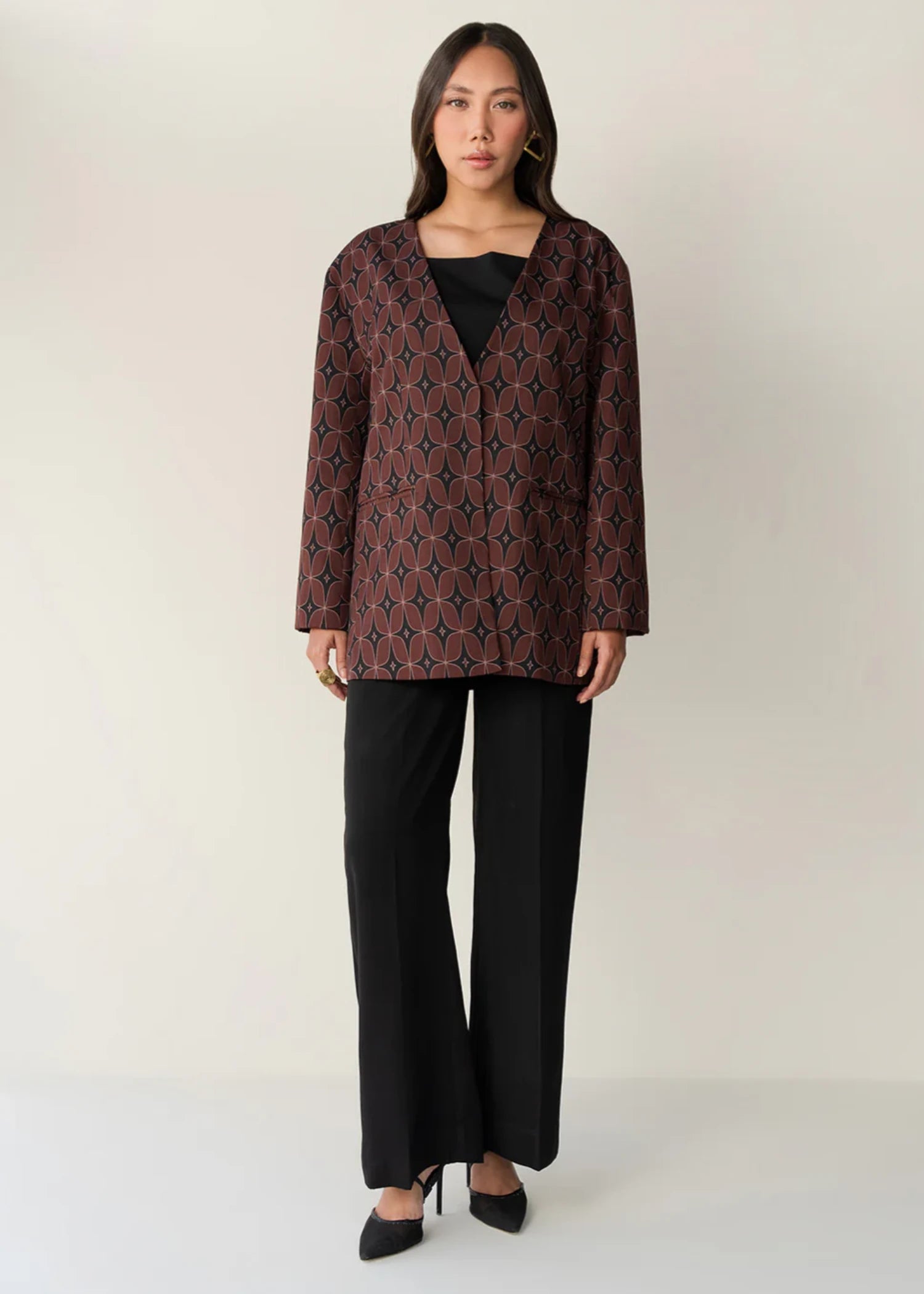 crepe Blazer in Brown
