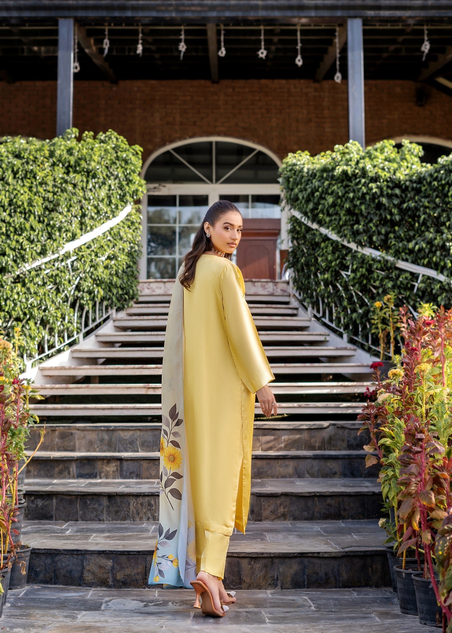 charmuse/shamooz Kurta Set in Yellow