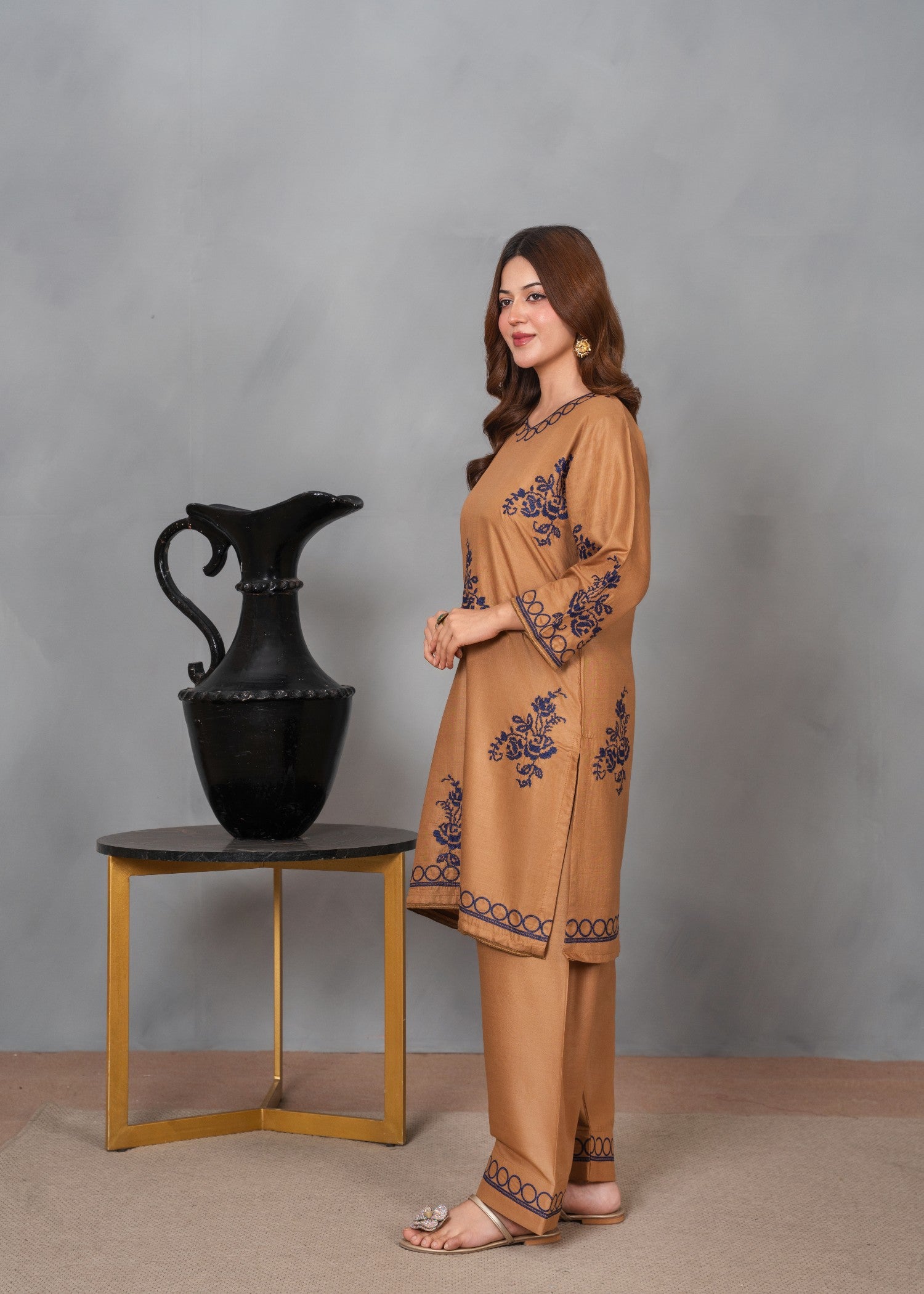 linen Kurta Set in Earth brown