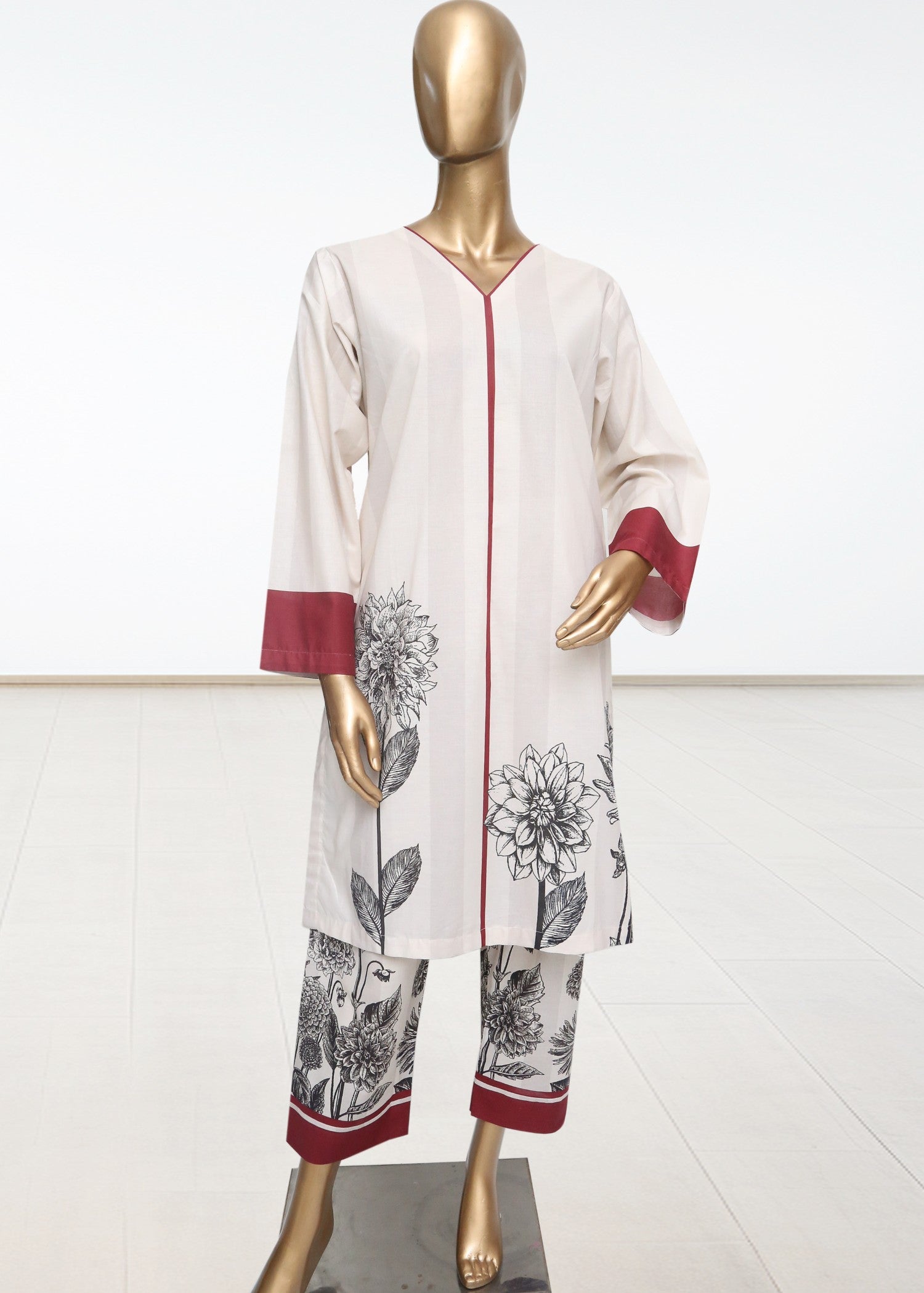 lawn Kurta Set in Black, carmine, ivory
