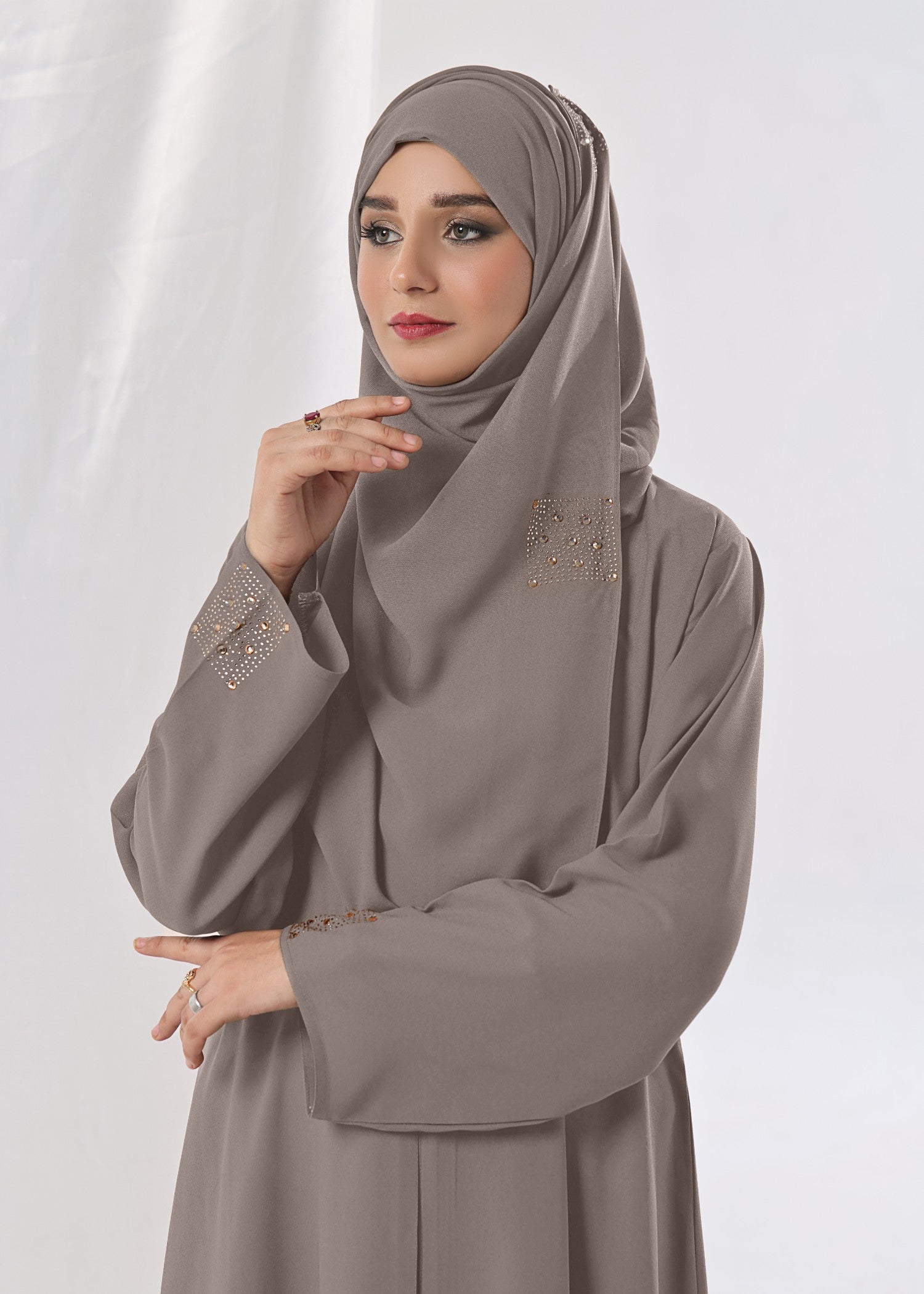 georgette Abaya in Grey