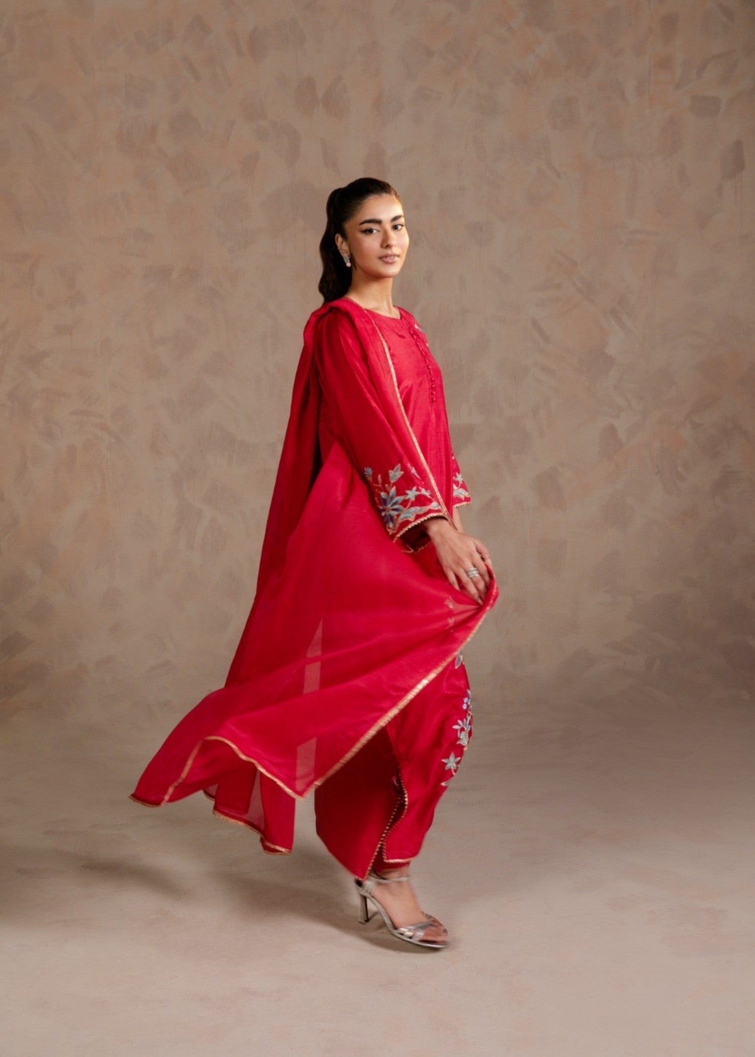 medium silk Kurta Set in Raspberry pink