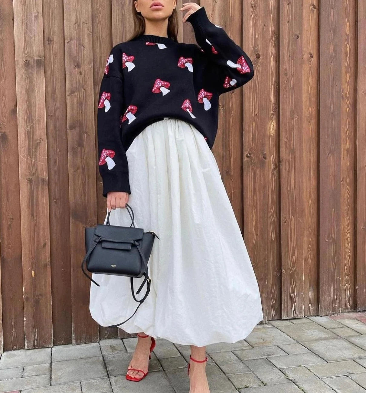 SNEZHA SWEATER