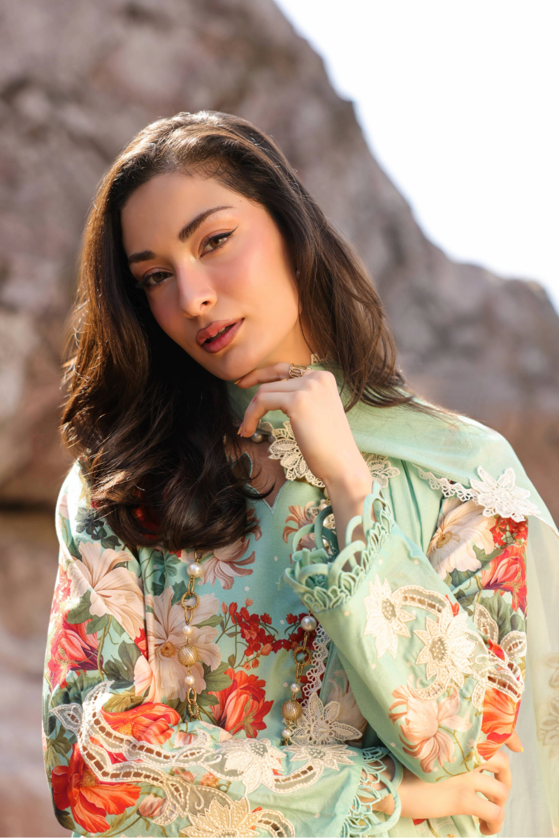 Summer Dreams Lawn – MARINA