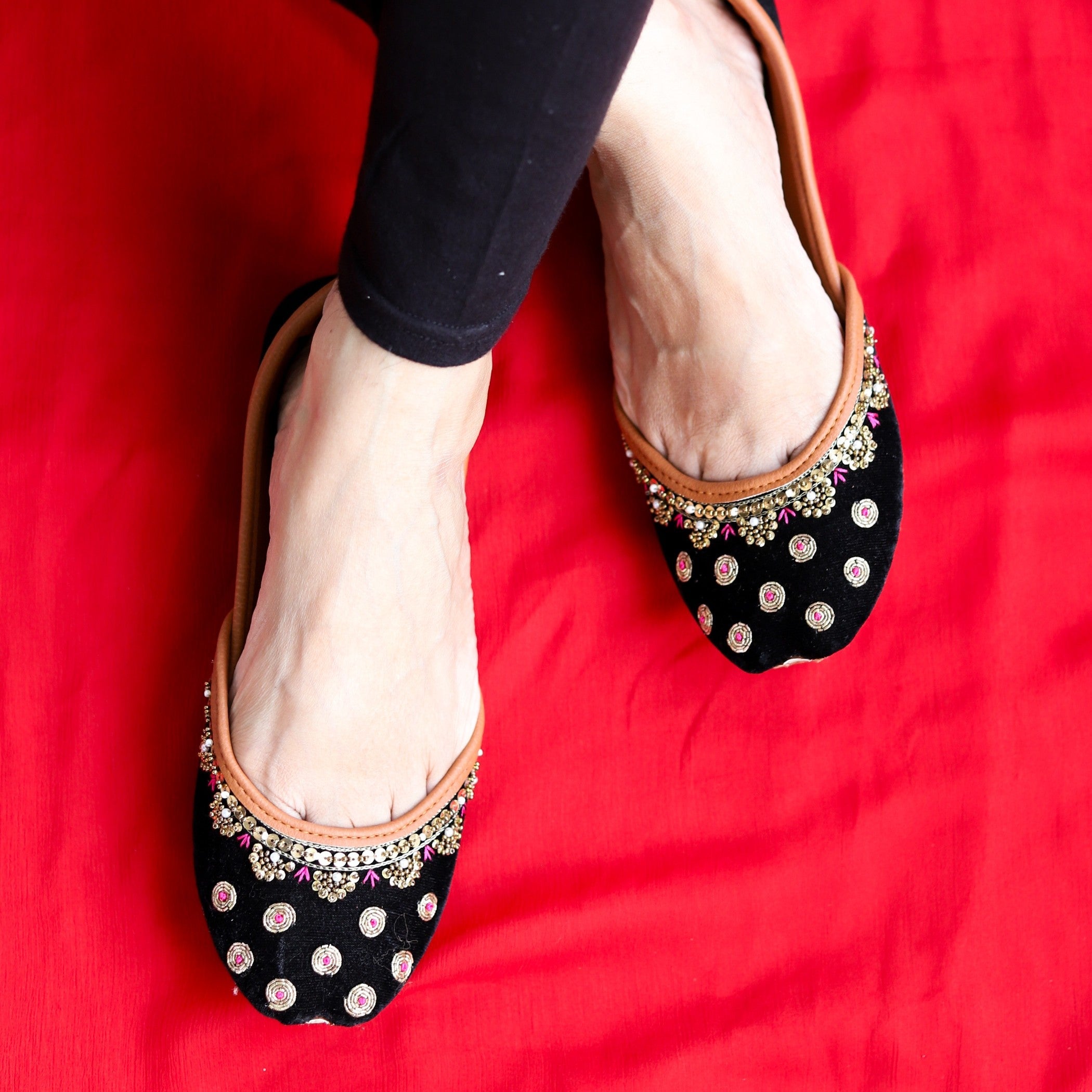 Khussa in Black by - High Quality Women Khussa DTT0850