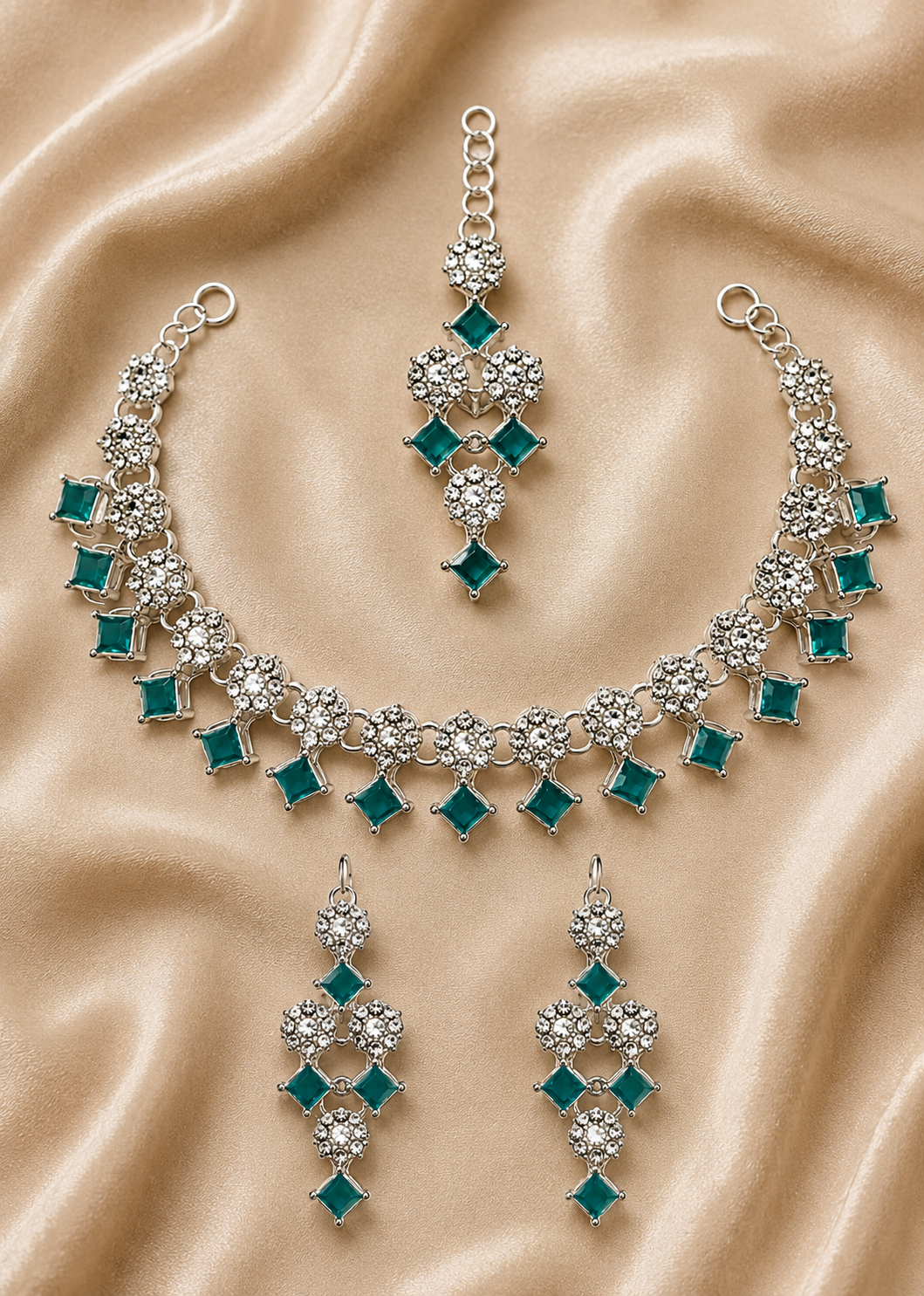 Jewelry Set in Bottle green Color by - Trendy Women Jewelry Set XIW7473