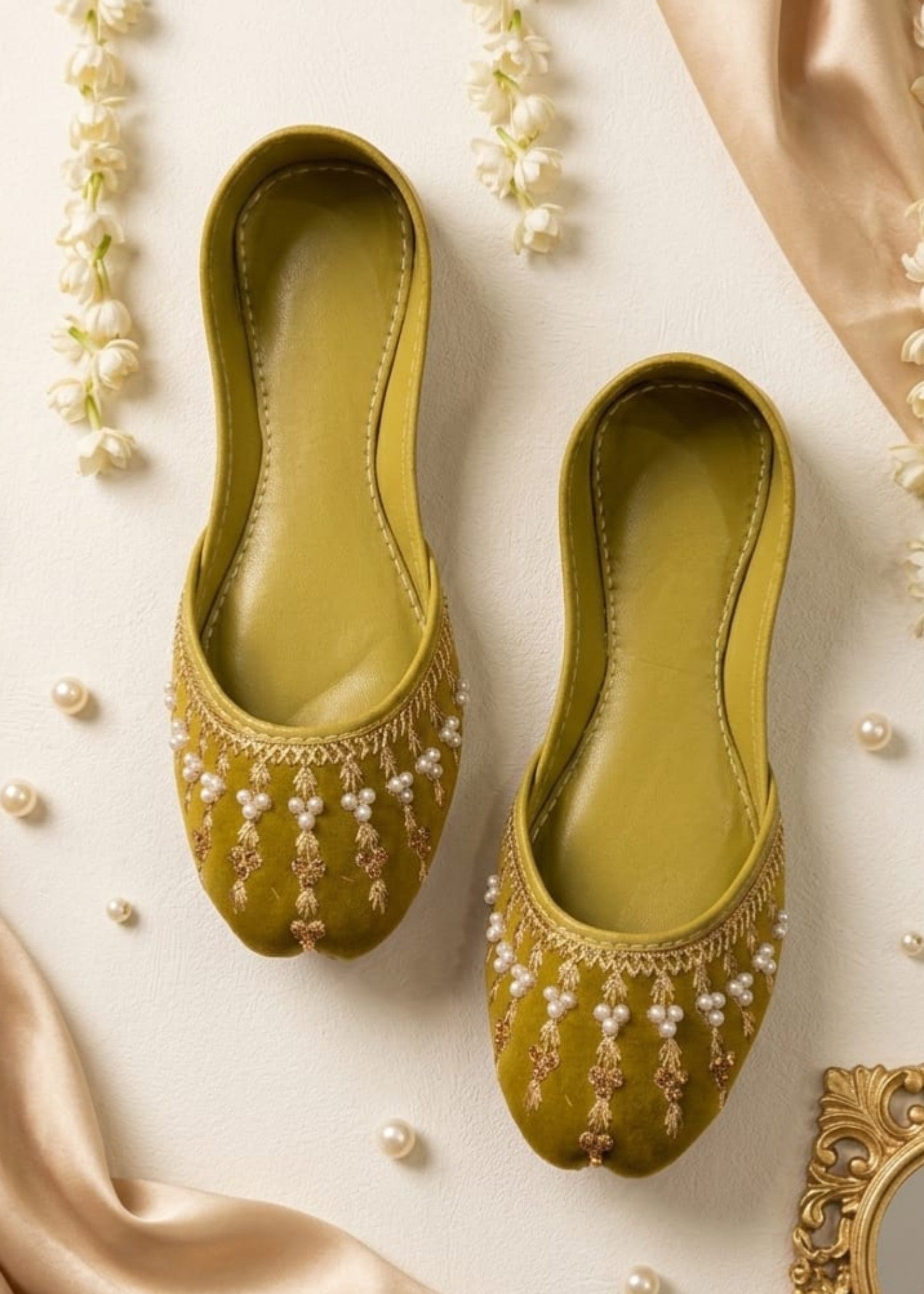 Khussa in Yellow green by - High Quality Women Khussa RTM4094