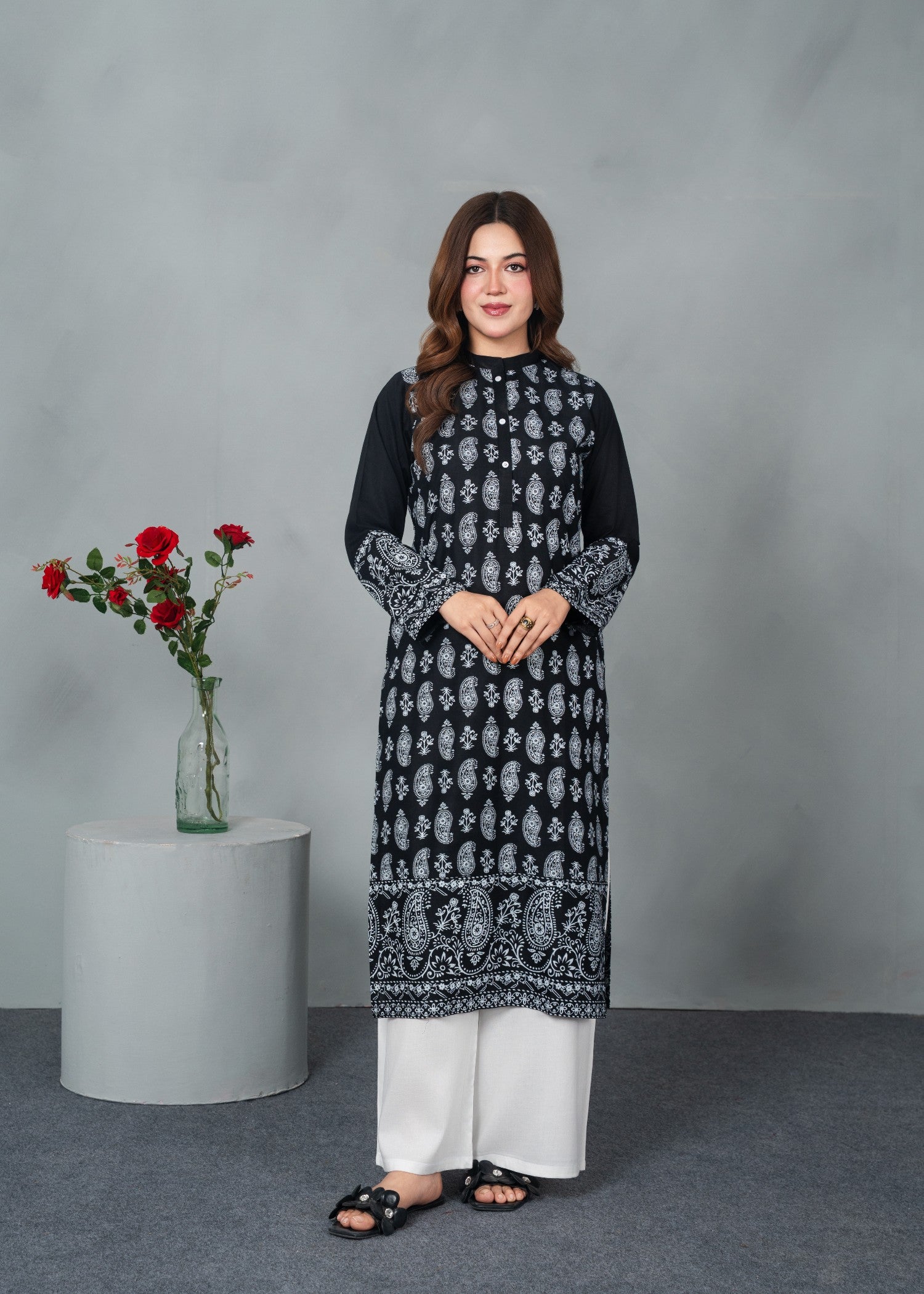 linen Kurti in Black
