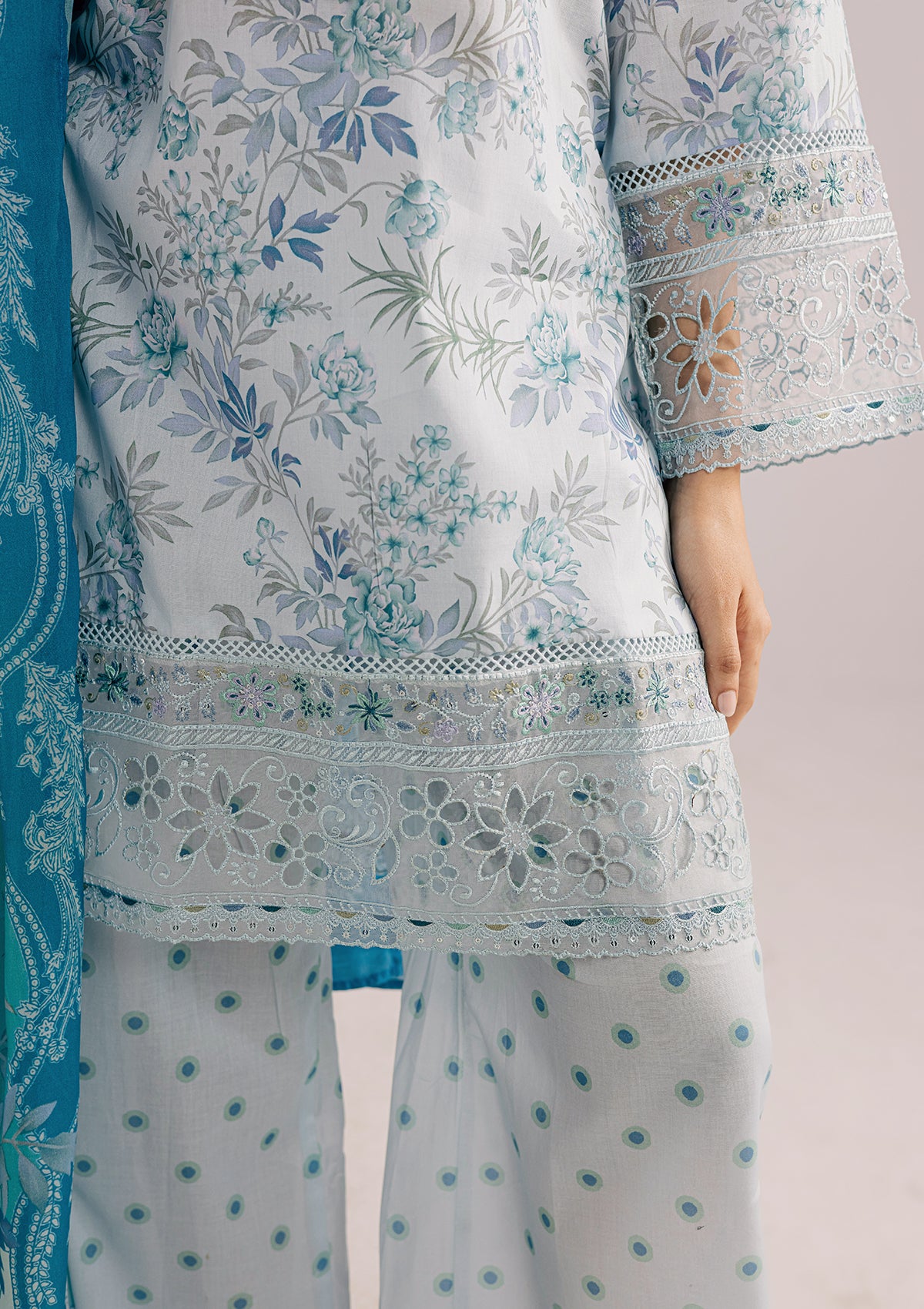 lawn Kurta Set in Sky