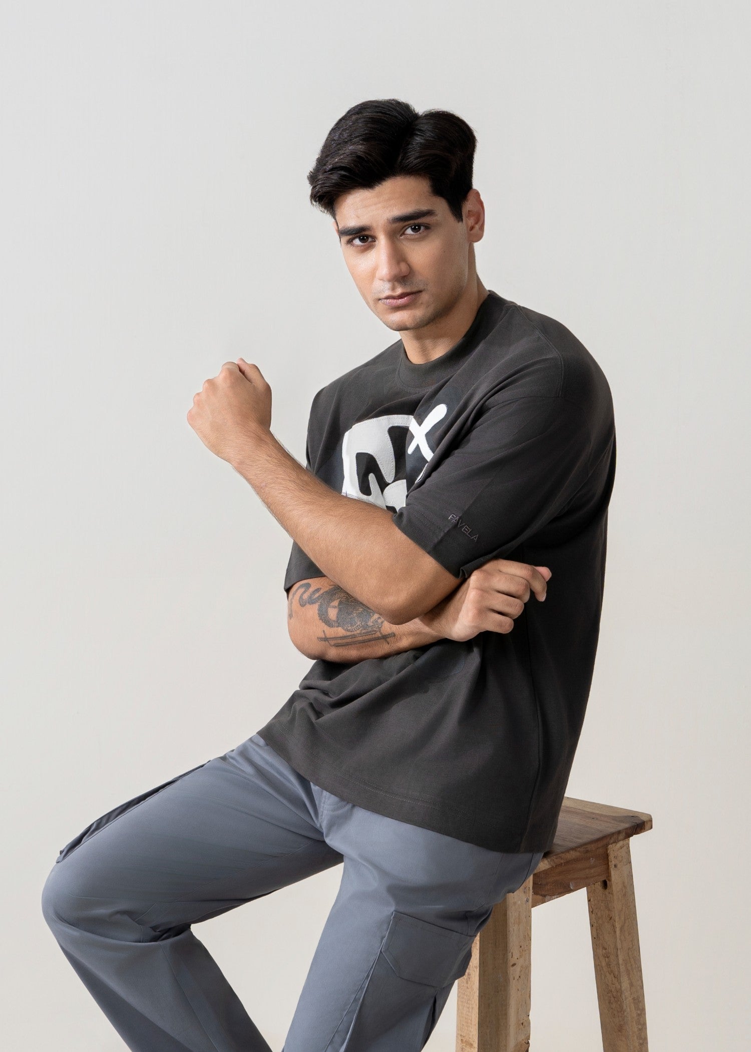 cotton T Shirt in Charcoal
