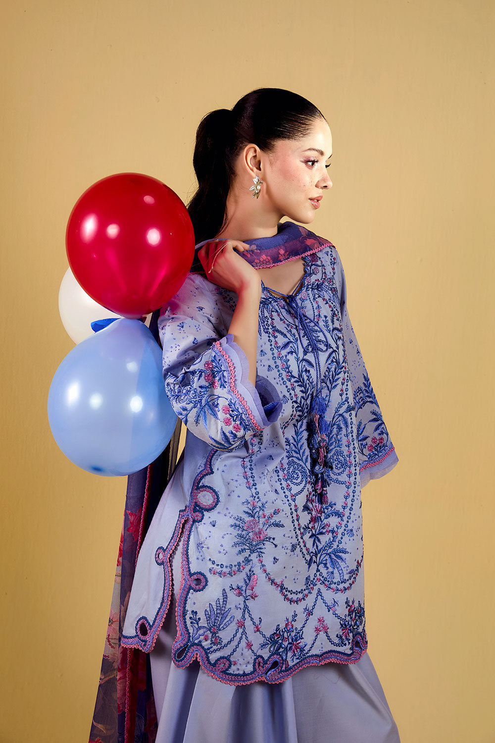 Vital Luxury Lawn Vol-2 – D-3A
