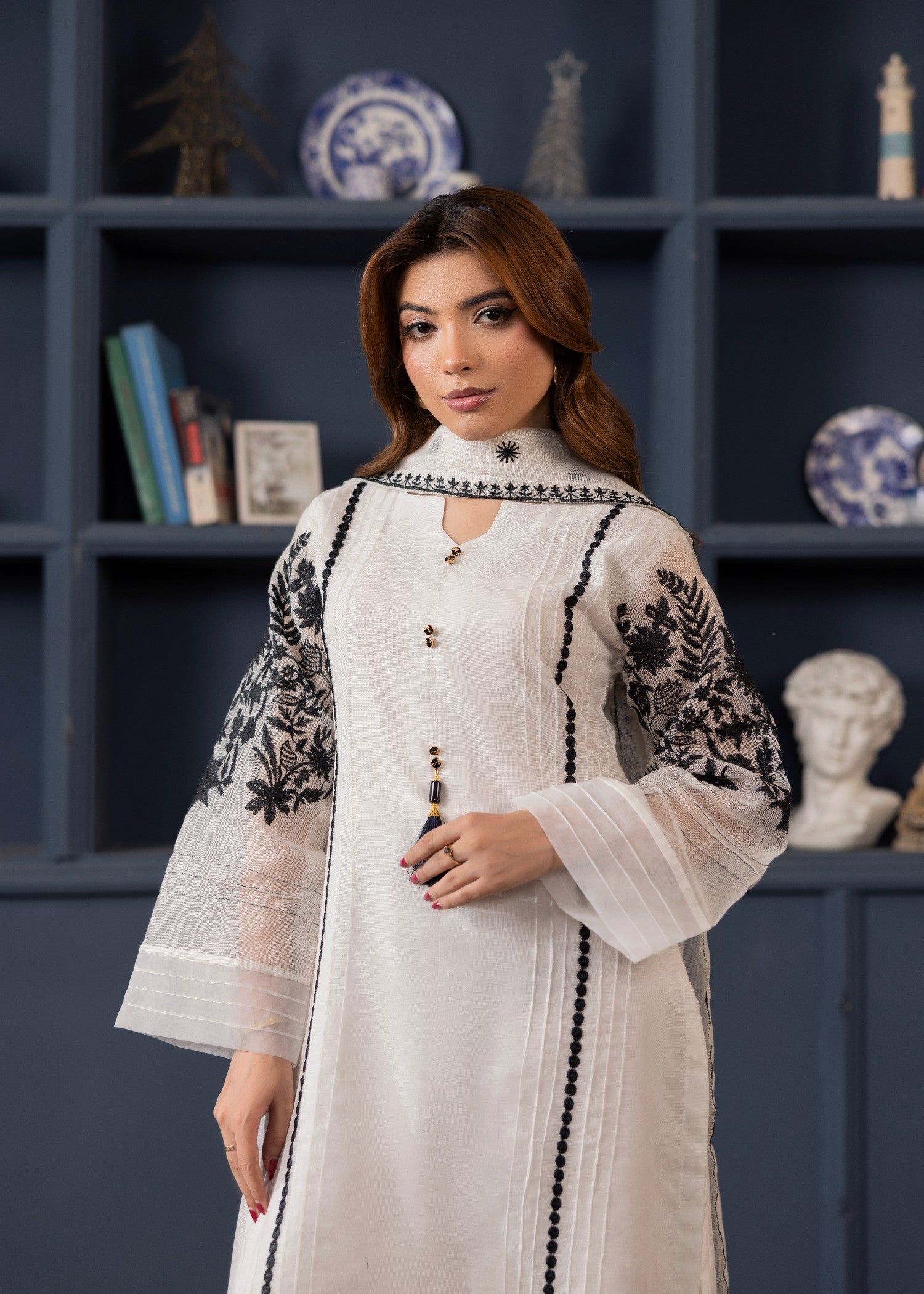 zari net Kurta Set in Off-white