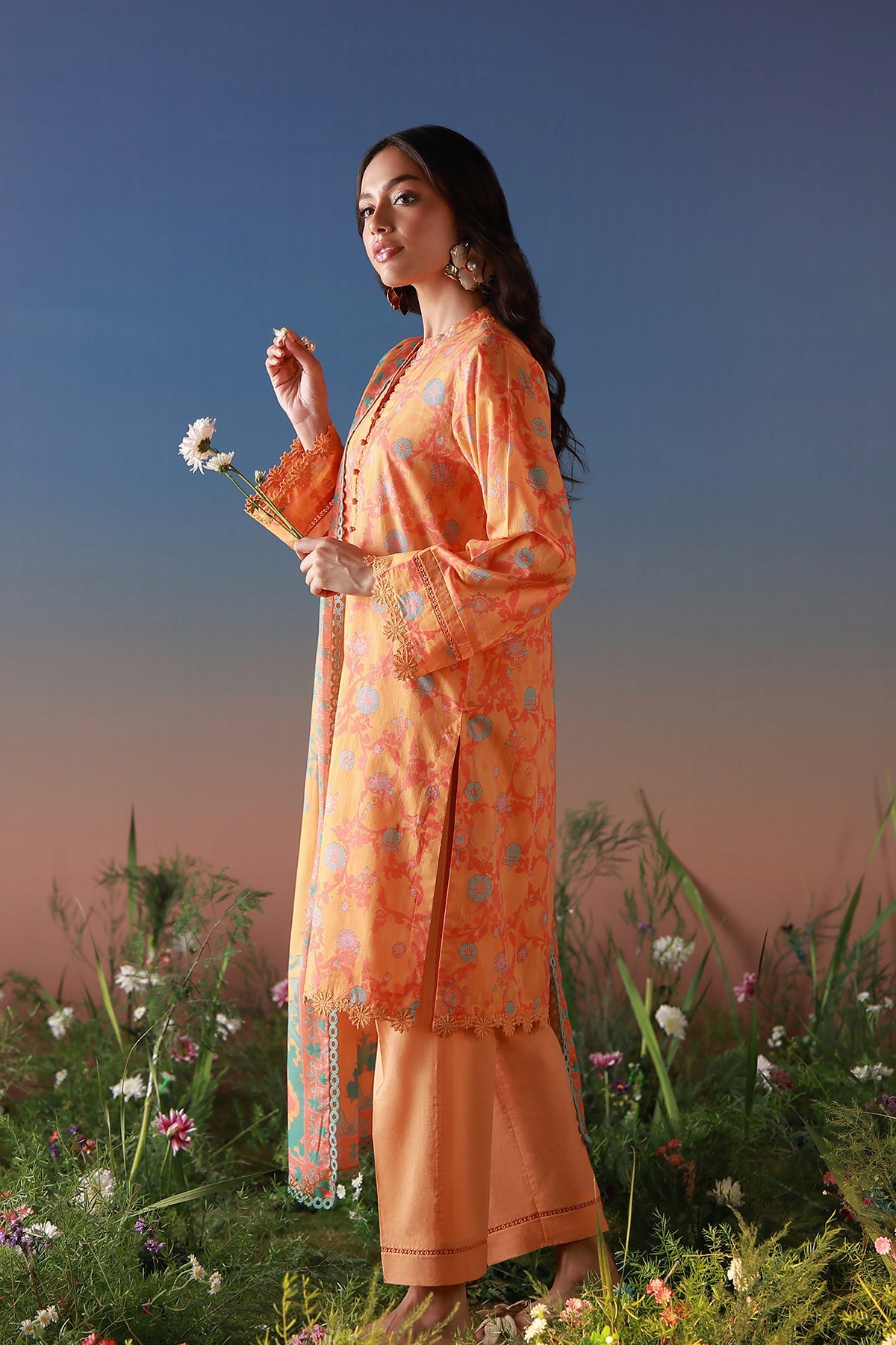 Mirha Lawn – Amber Petals