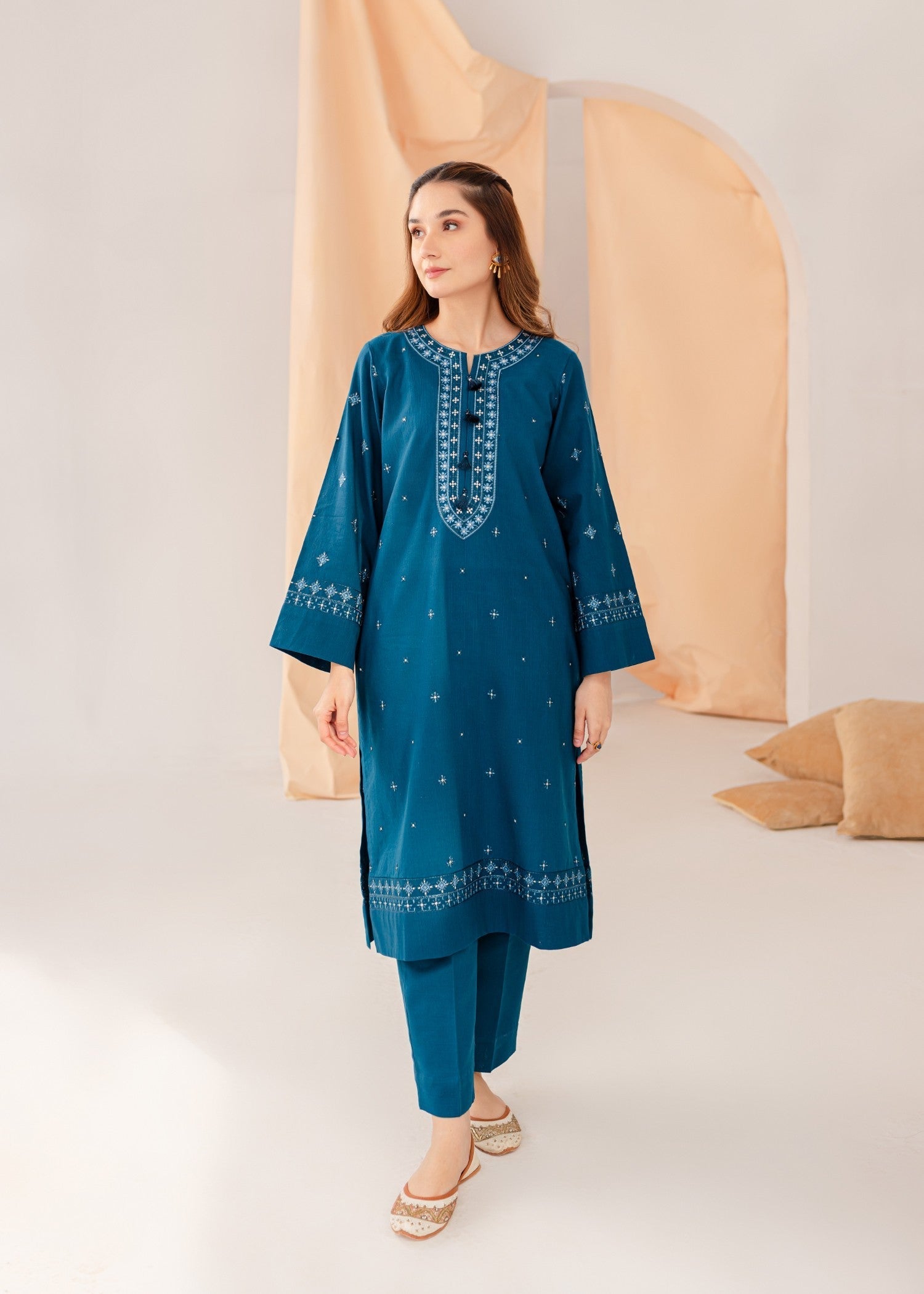 khaddar Kurta Set in Blue