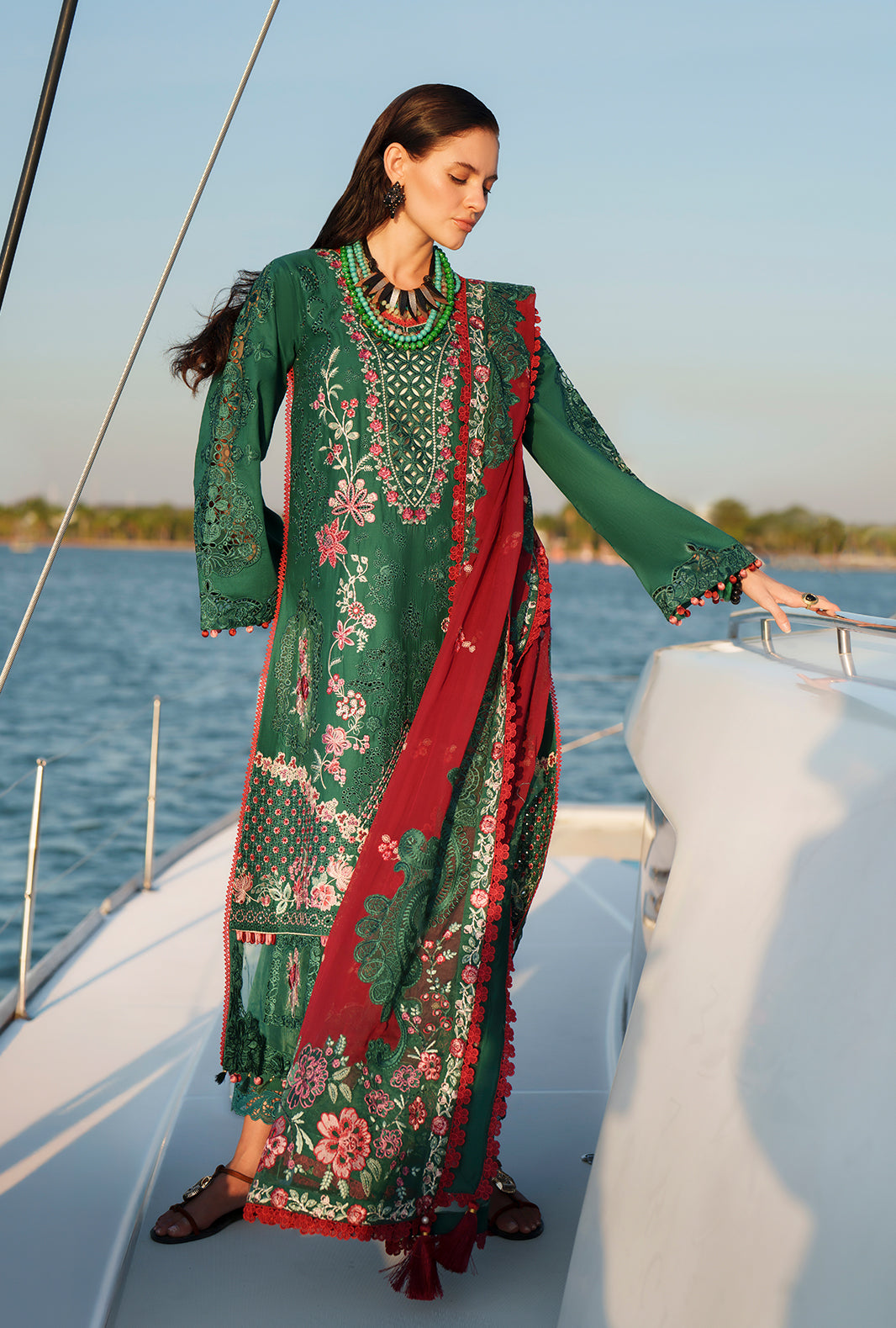 AJR Evara Luxury Lawn – Yara