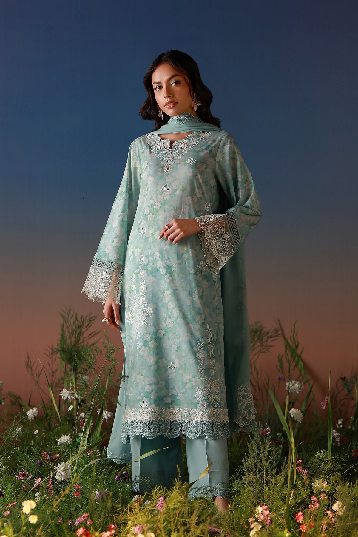 Mirha Lawn – Pale Azure