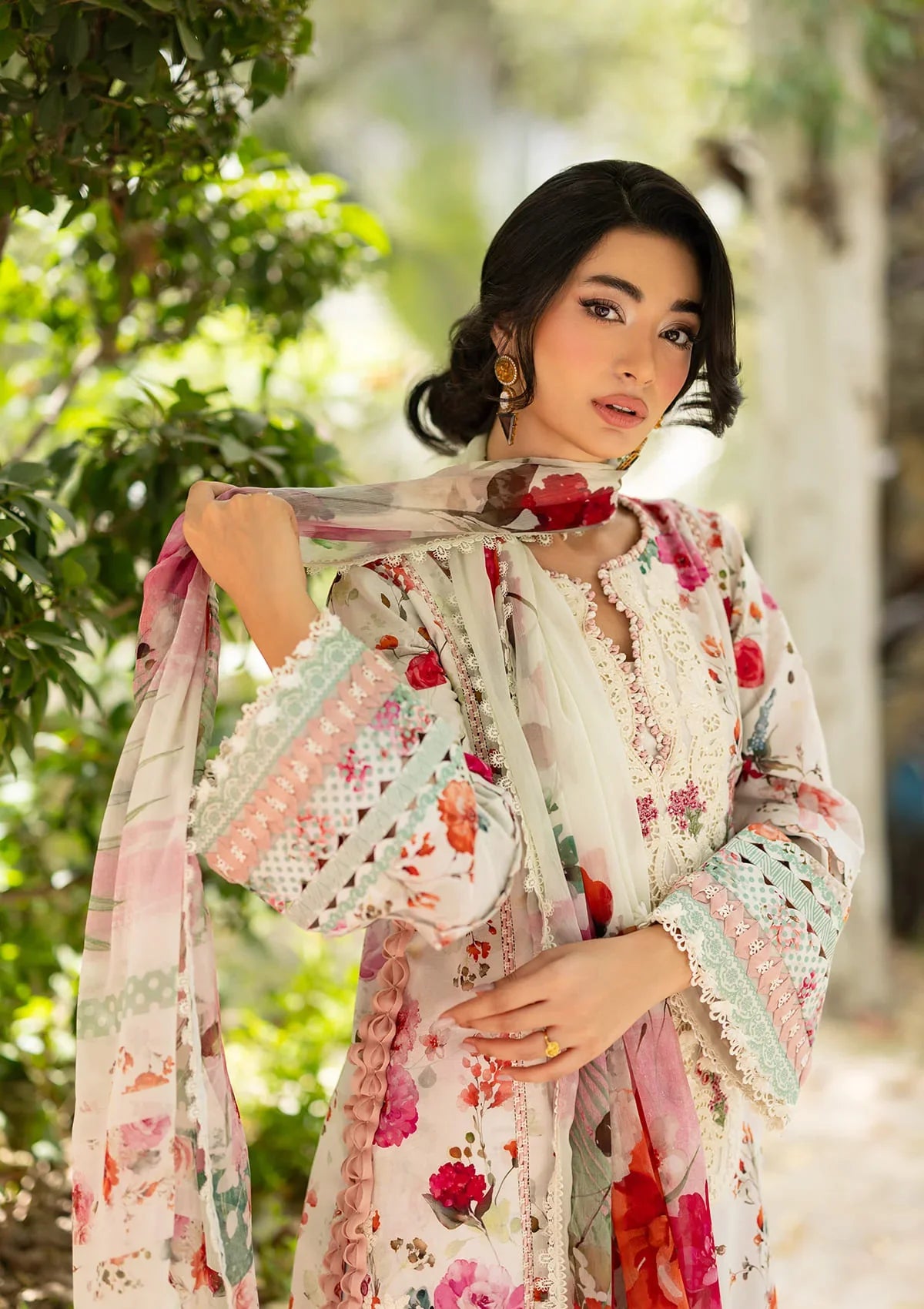 Signature Lawn Edit – 4a Claire