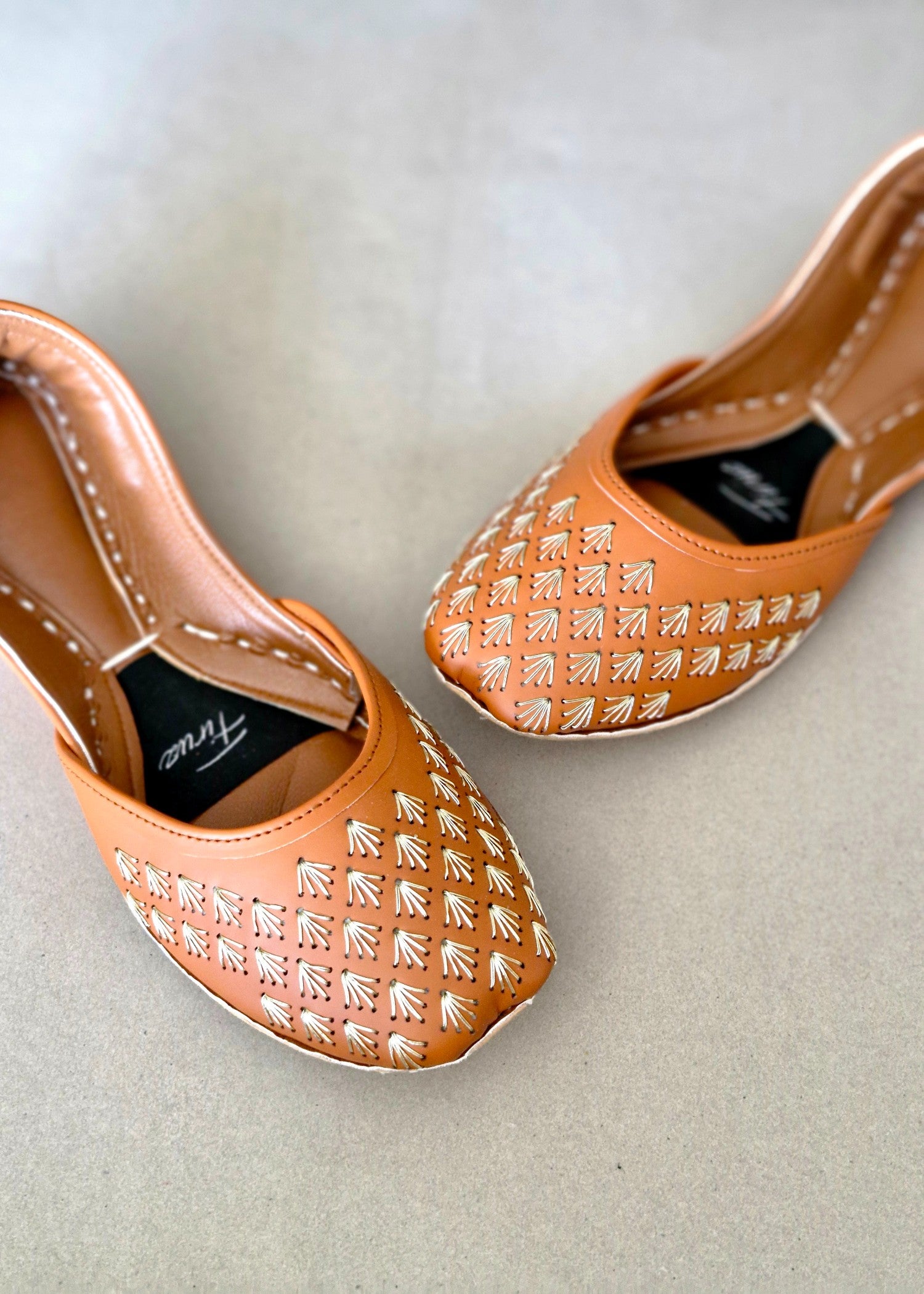 Khussa in Rust orange by - High Quality Women Khussa BXP4025
