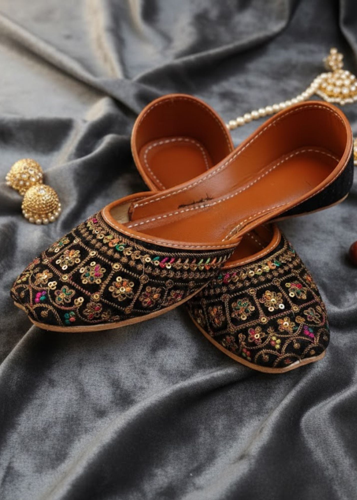Khussa in Black by - High Quality Women Khussa OUY5507