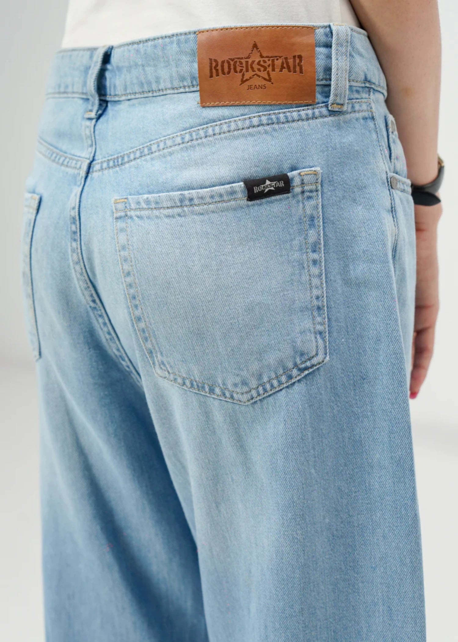 stone wash denim Shorts in Royal blue