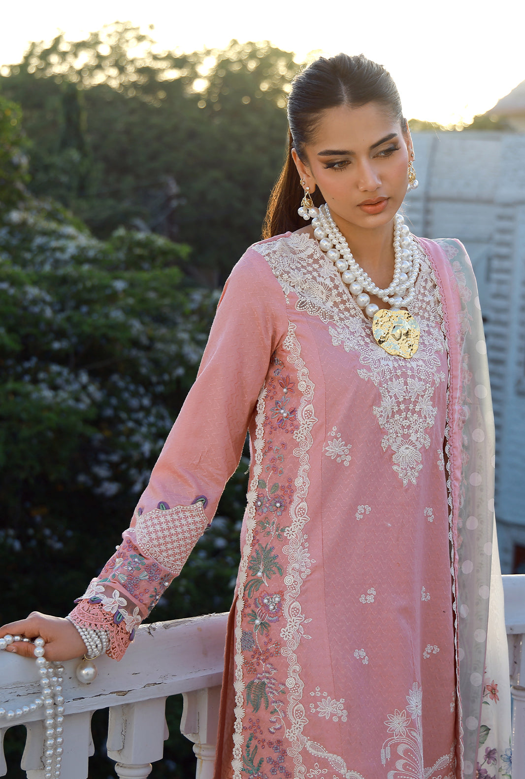 AJR Alif Signature Lawn – Sira
