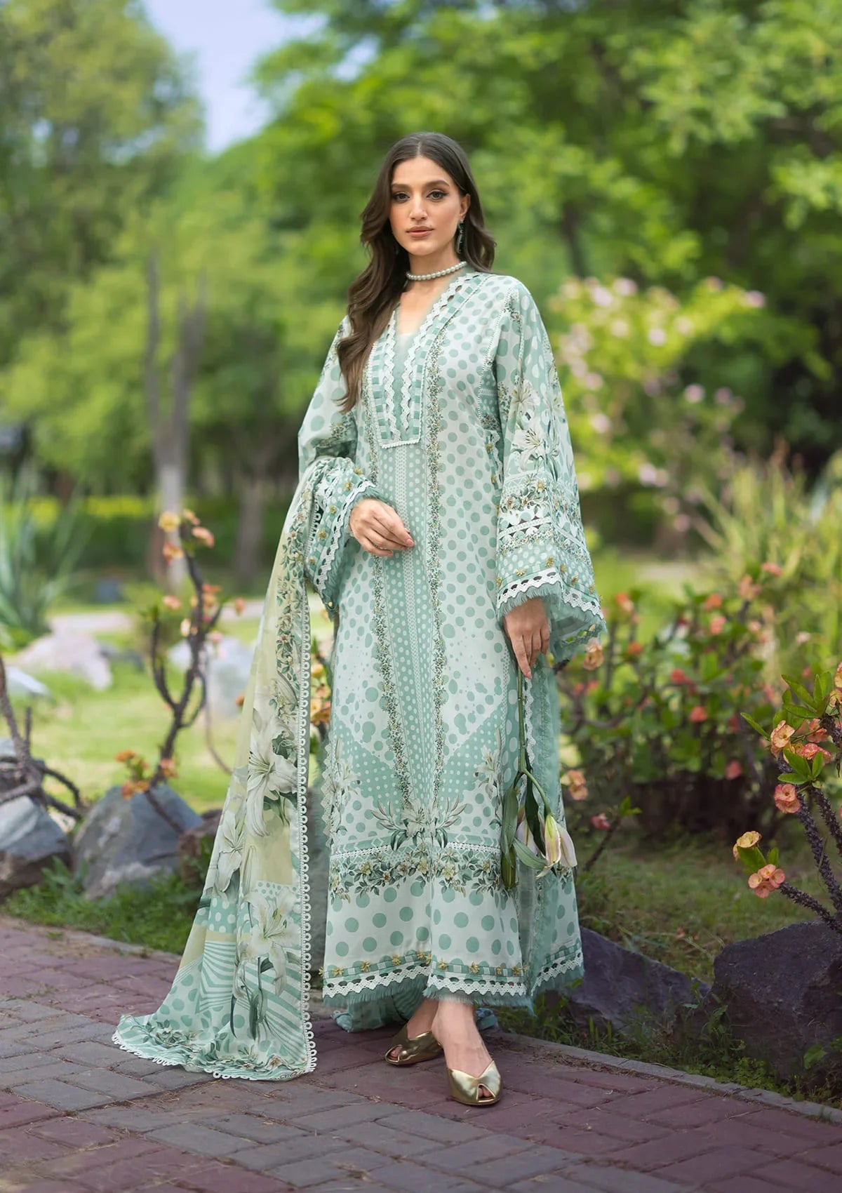 Bridgerton Prints Lawn – EPB-5B CIELA BELLE