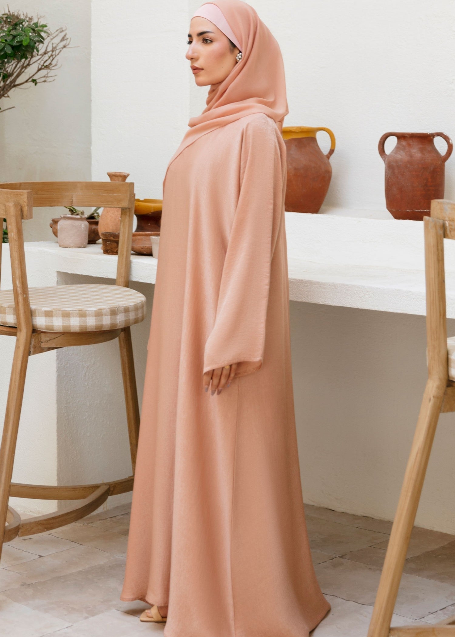 nidha blend Abaya in Peach pink