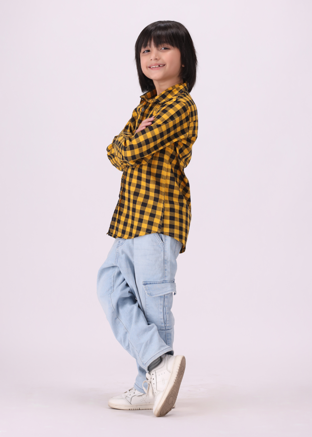 cotton Casual Shirt in Black, school bus yellow